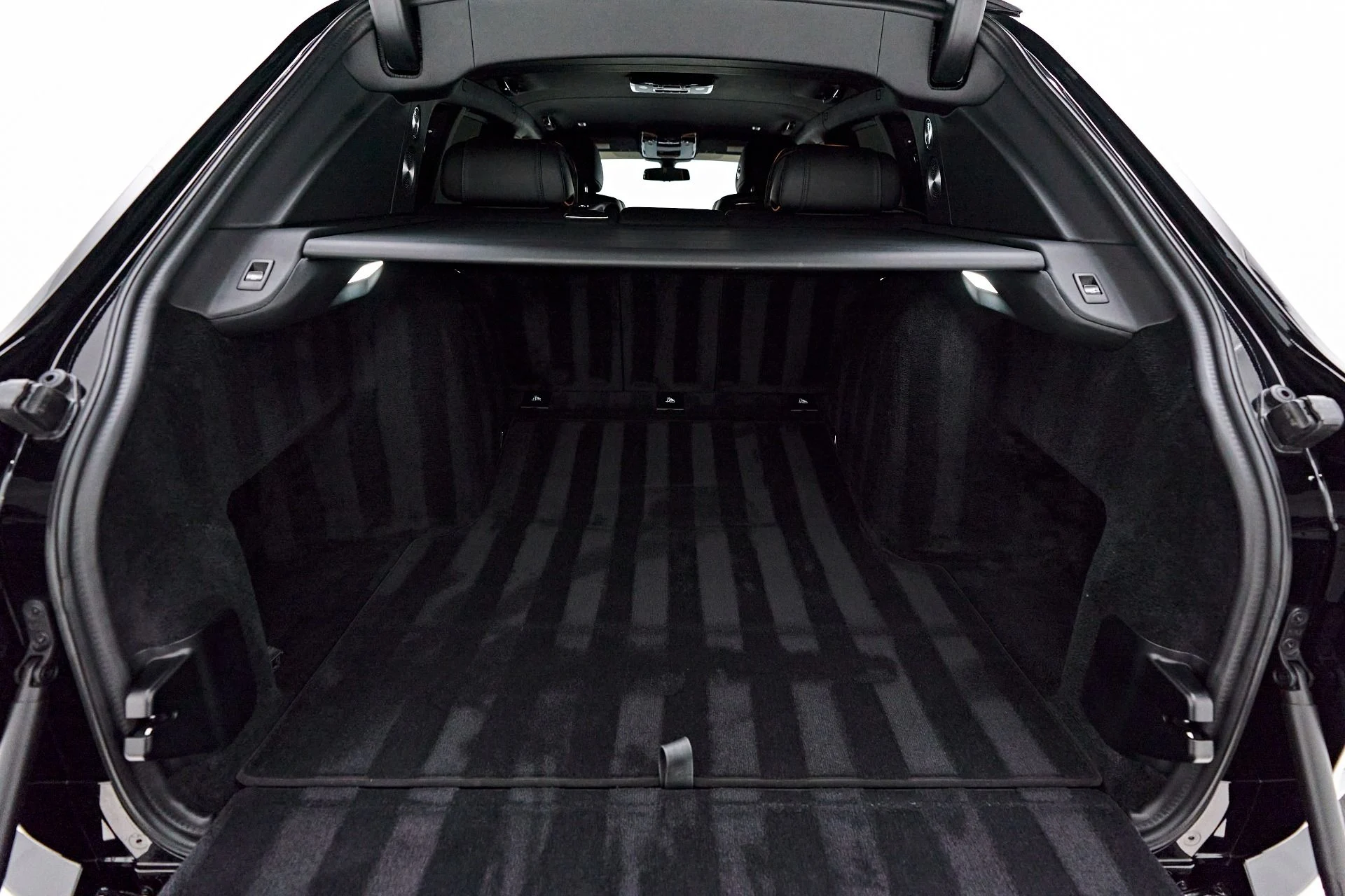 mph015_341331188_Used_2022_Rolls_Royce_Cullinan_Base_1679686724_138be557d7