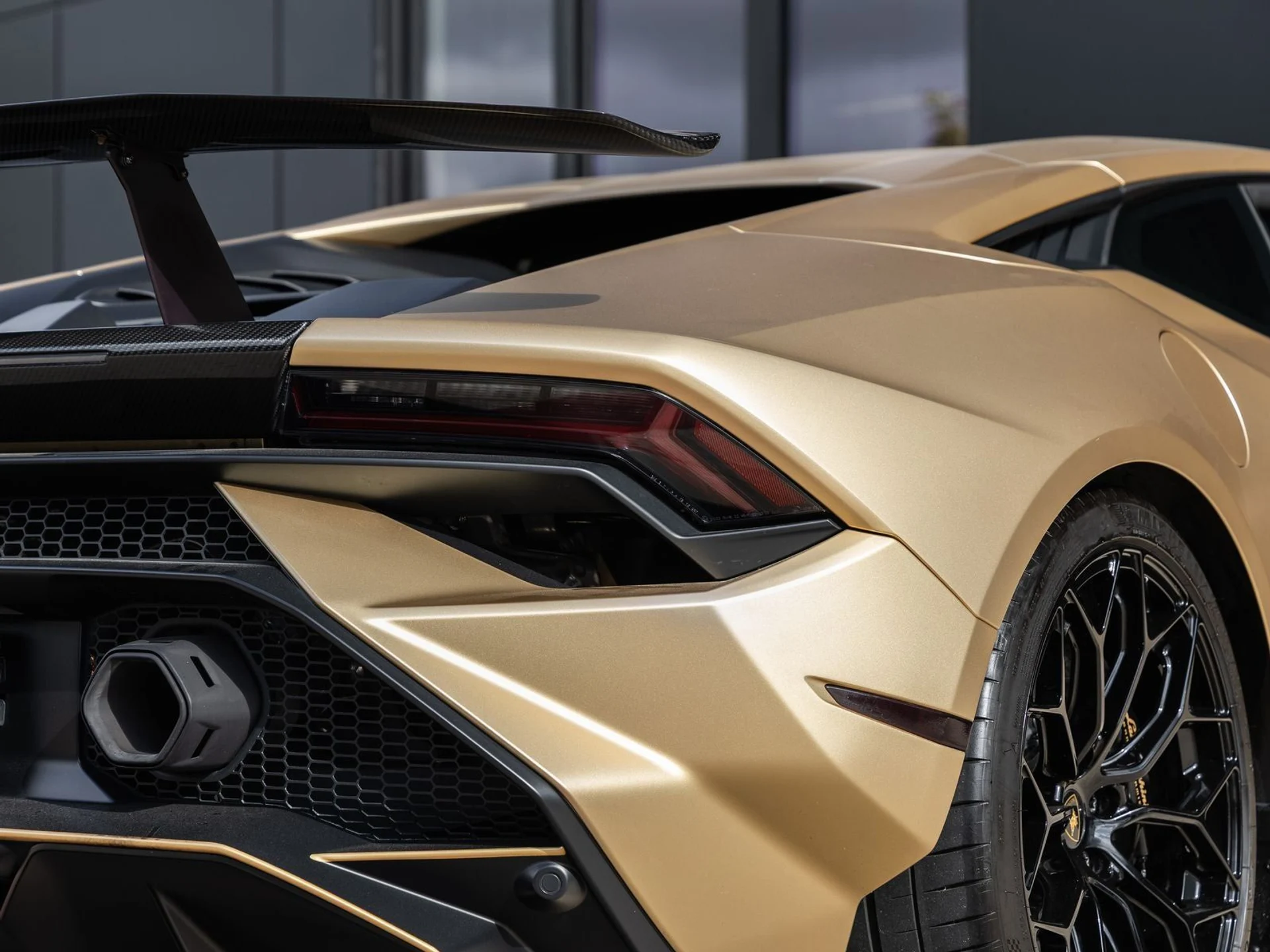 mph015_3421570078_16_1020bda1cf