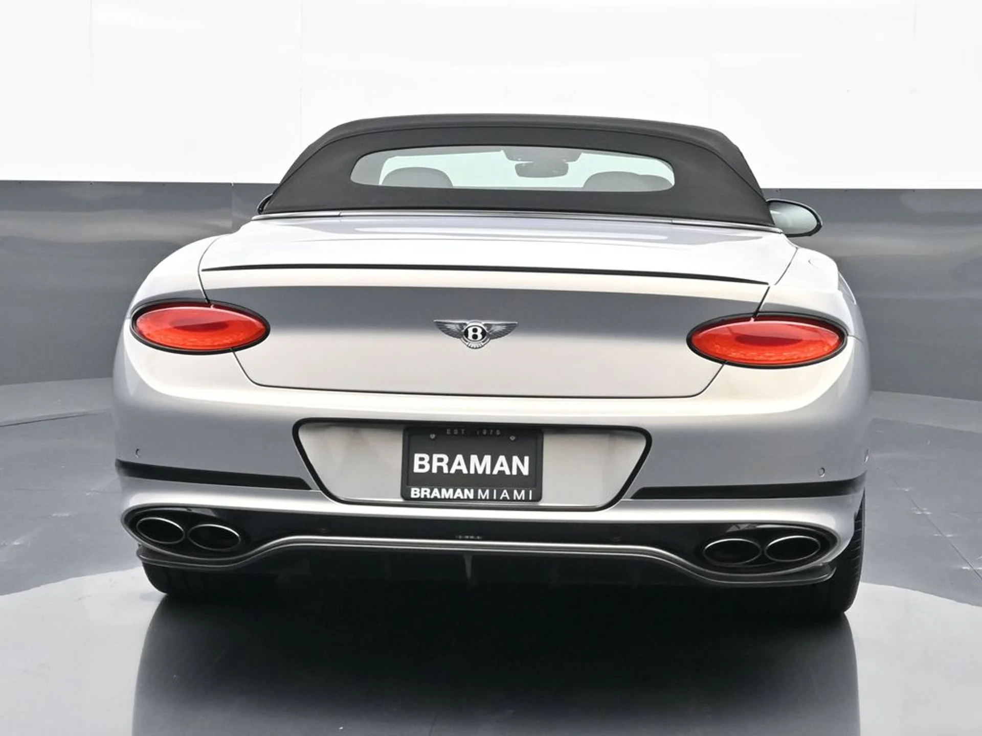 mph015_3426370409_4fd269a50efa3d3219d59380c82bd263x_d233a7a2c2