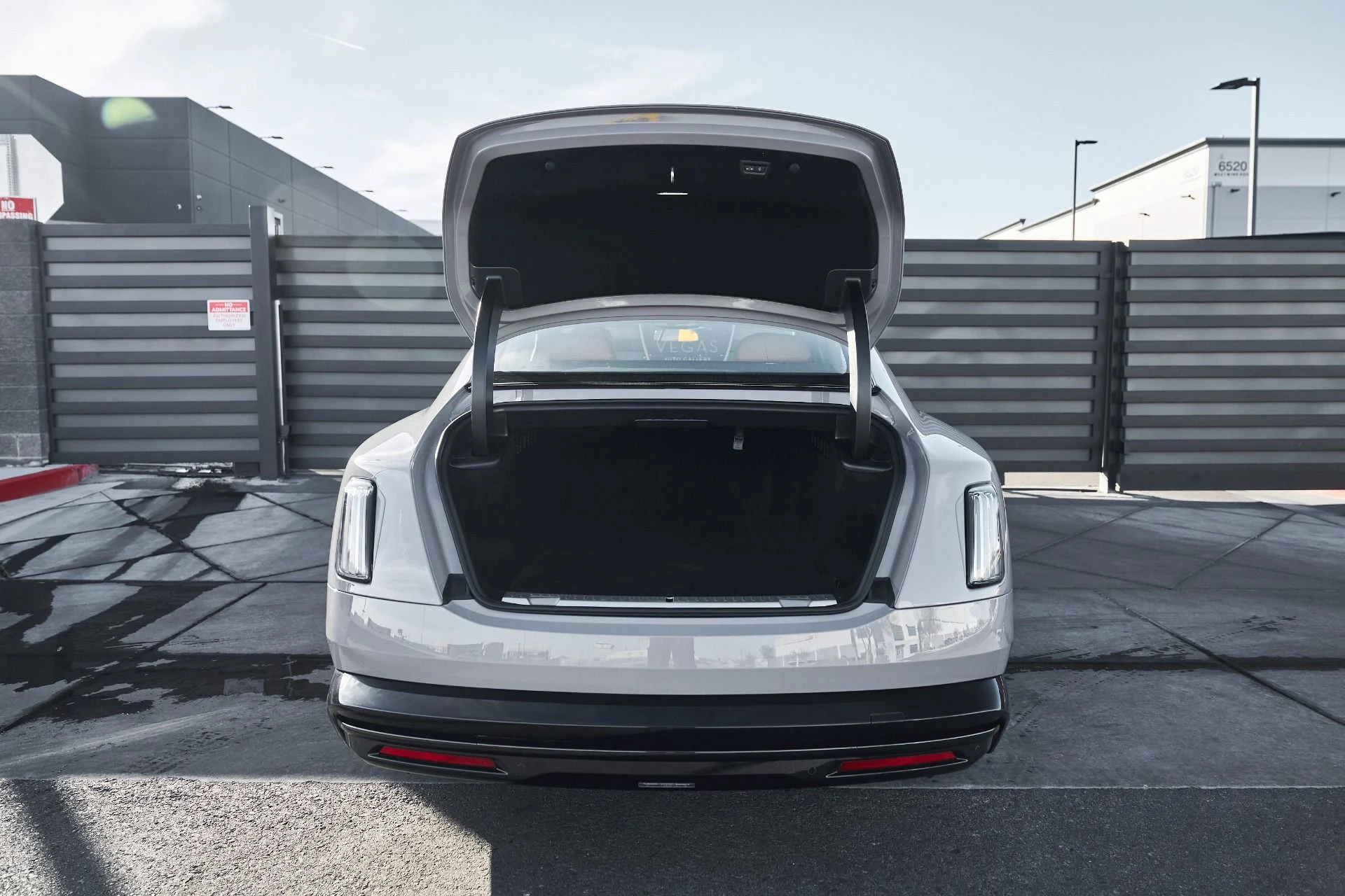 mph015_3438166937_Used_2025_Rolls_Royce_Spectre_BLACK_BADGE_1769482341_23183c6741