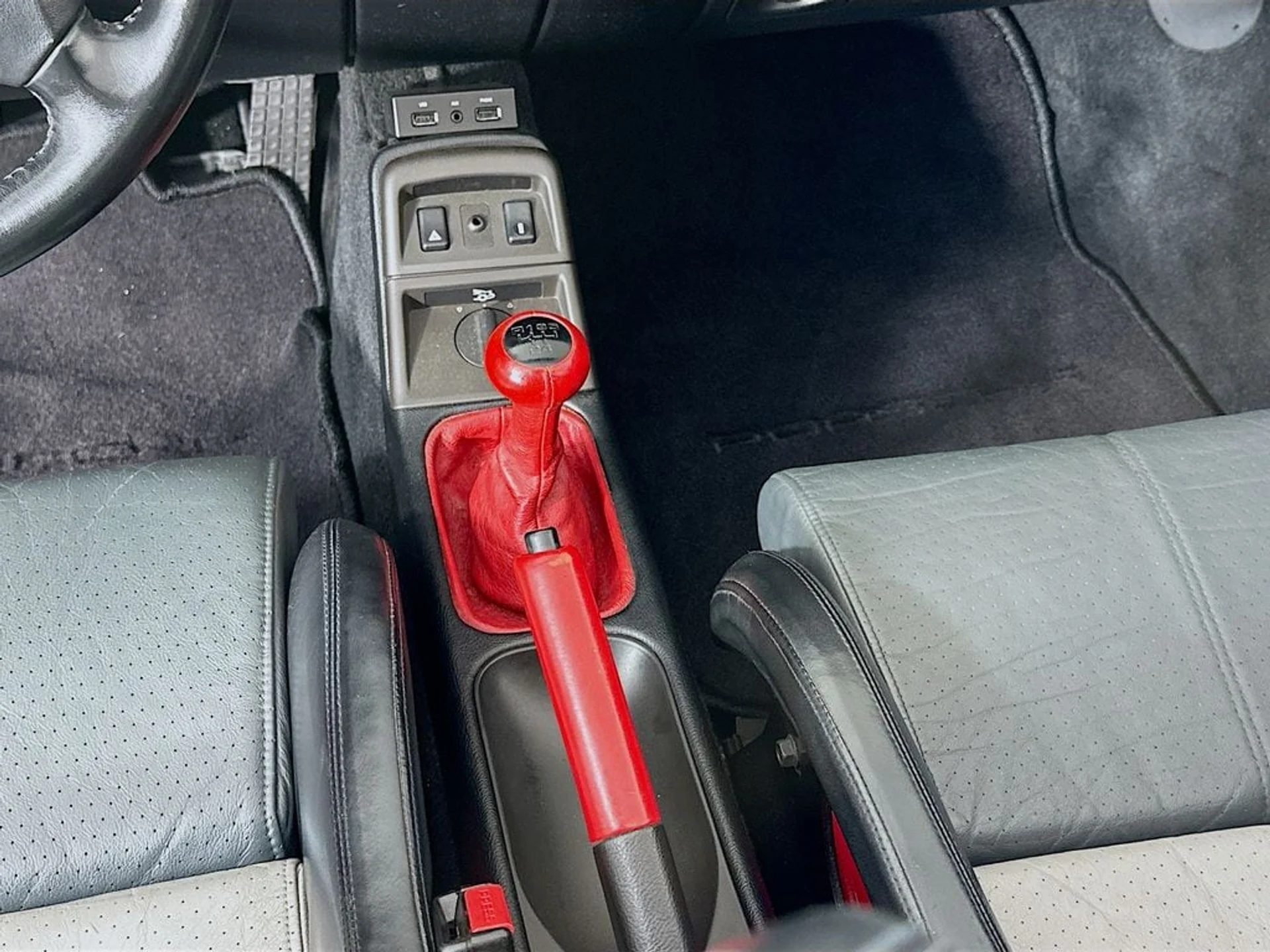 mph015_3441853662_2dec501e337d8ff7d9acdfac73e63057x_e2a040a04f