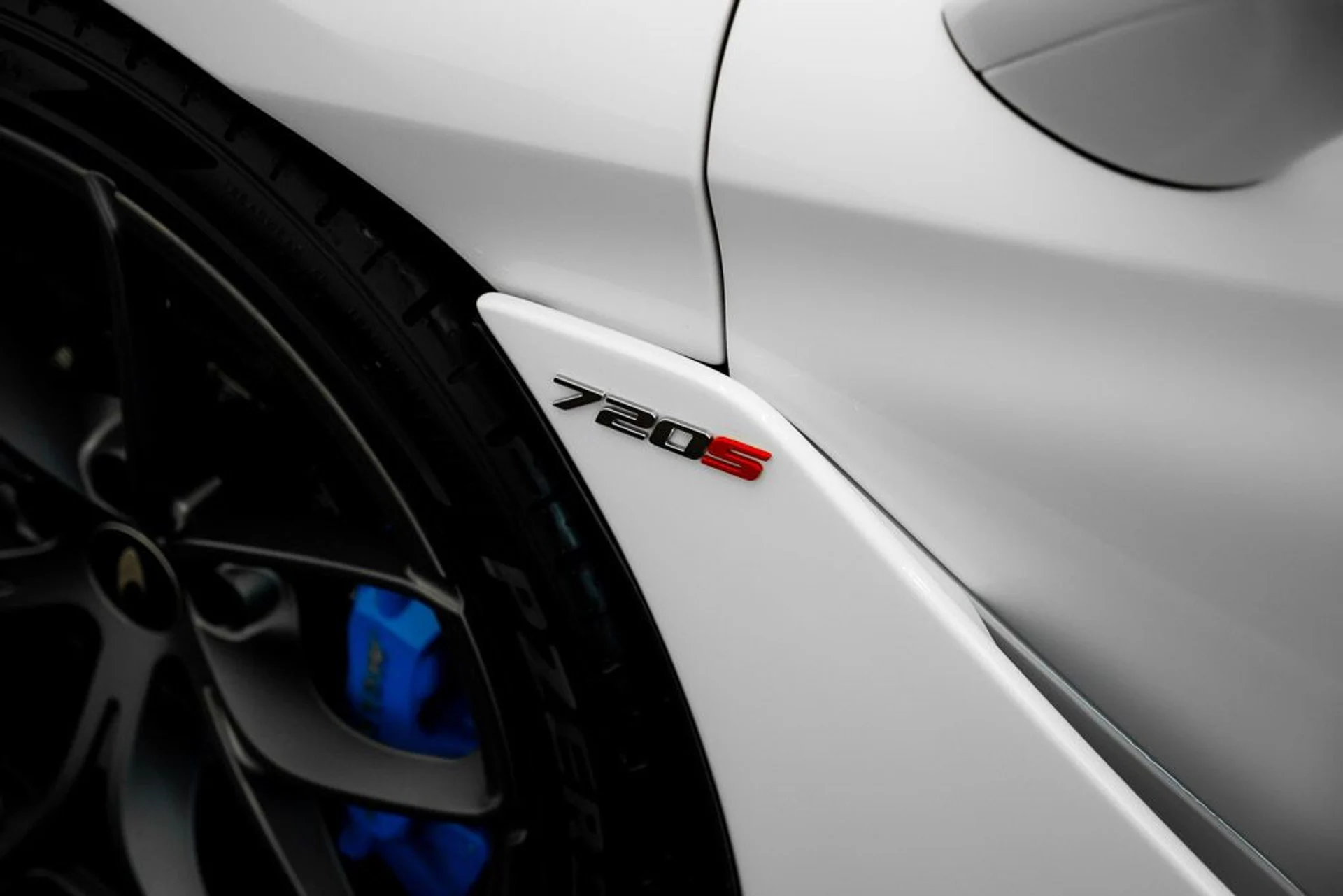 mph015_3442544379_mclaren_720s_2020_jpg_v_1758918548_1a78e6b209
