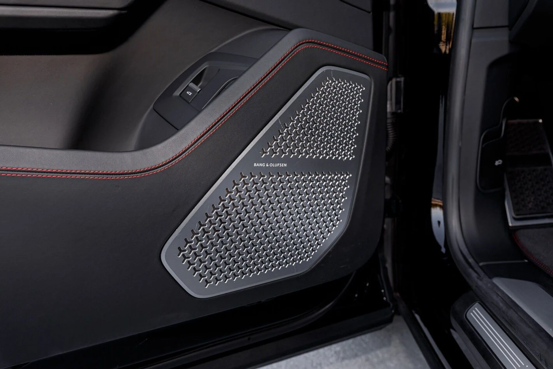 mph015_3443286626_db02d202dc850a948e258f664b42afeex_6fb33ee056