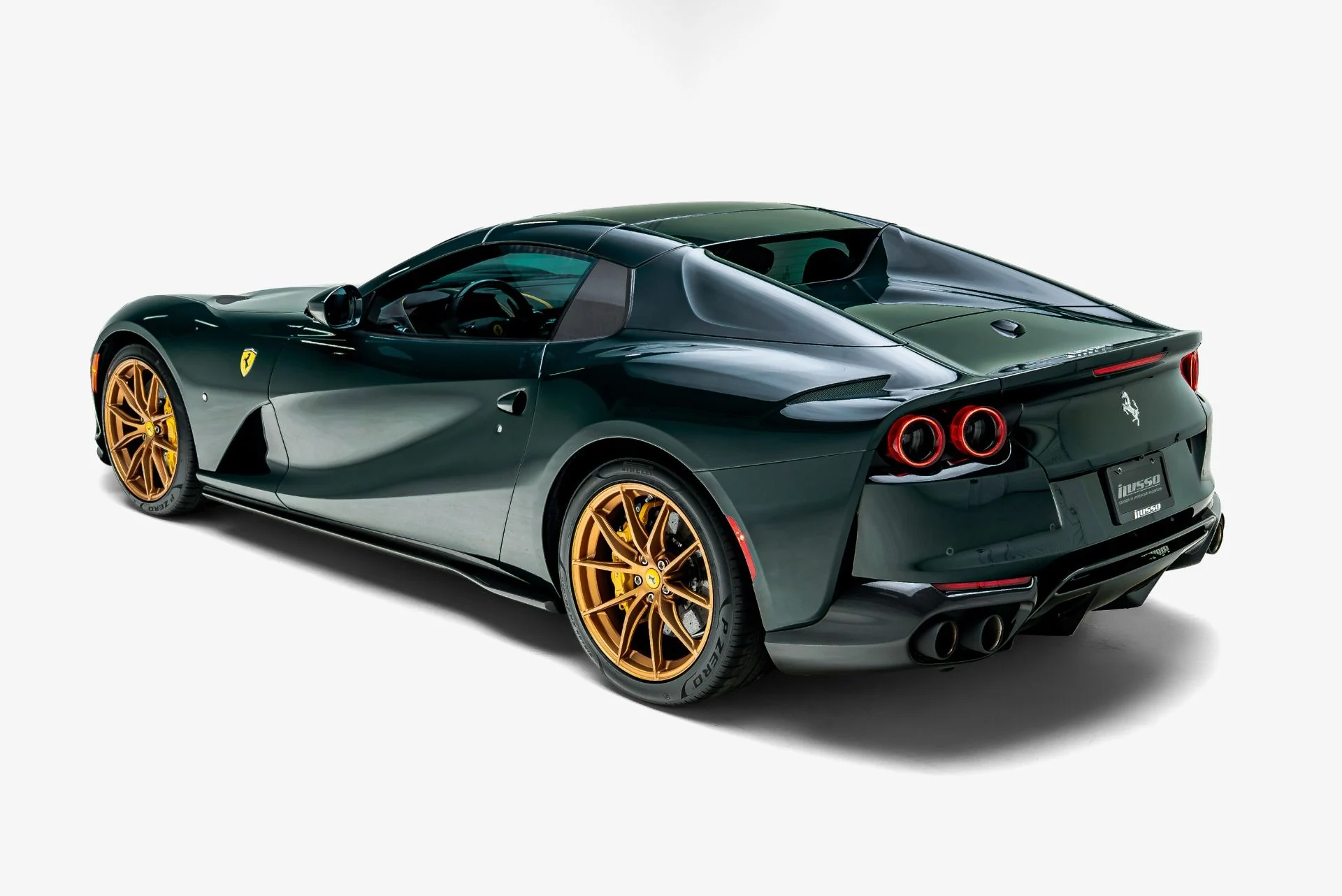 mph015_3443485778_Used_2023_Ferrari_812_GTS_1784738242_44b371440a