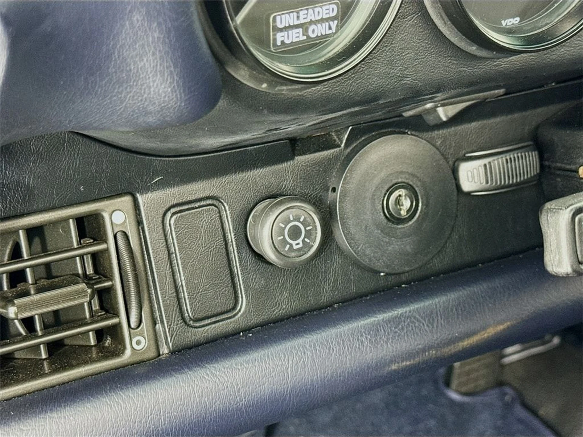 mph015_3444011657_a9c2a1ad2a3337bb877179913398c0cdx_92a3177adb