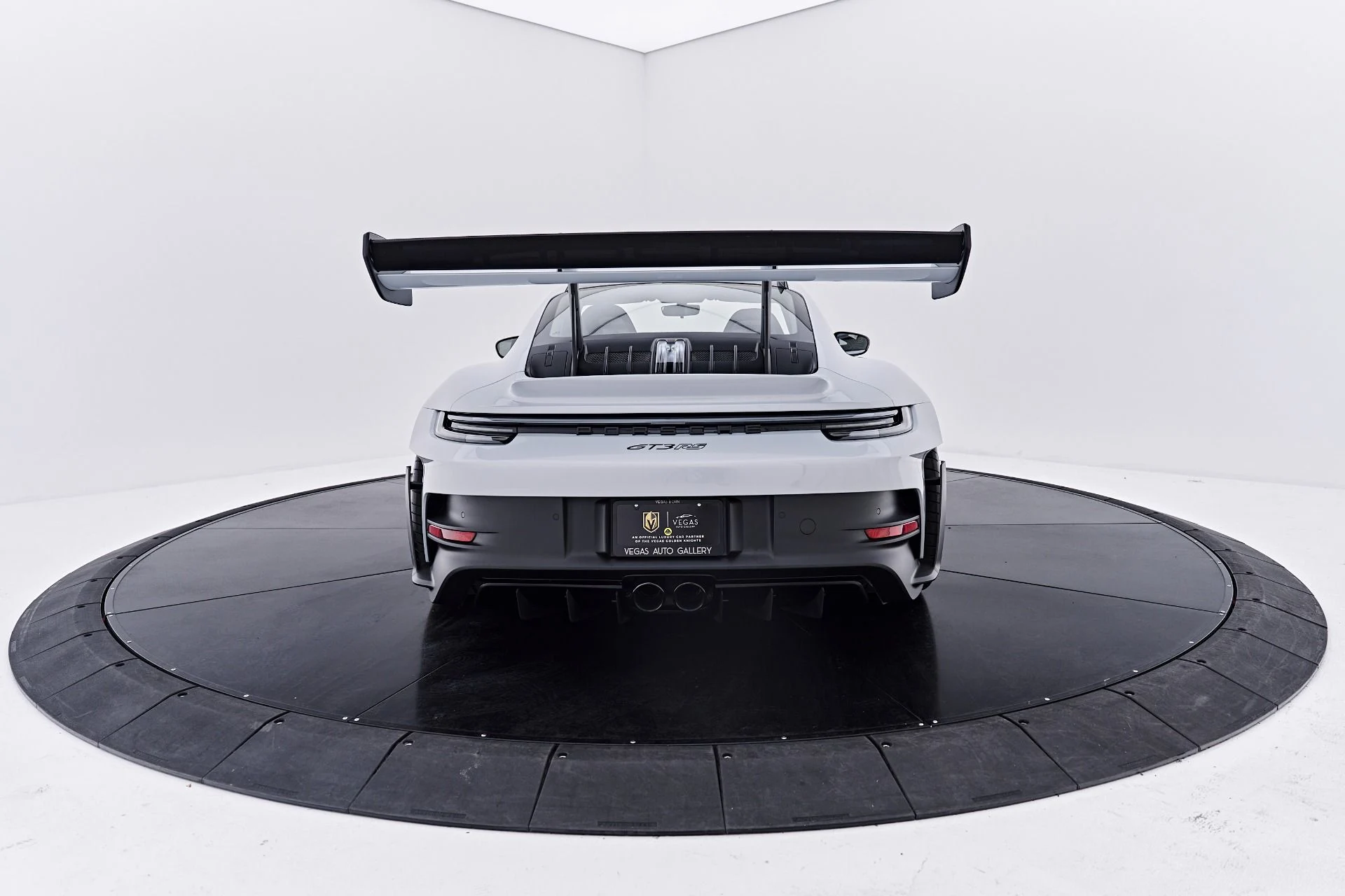 mph015_3446930347_Used_2025_Porsche_911_GT_3_RS_1790364102_3c67ed6f9a