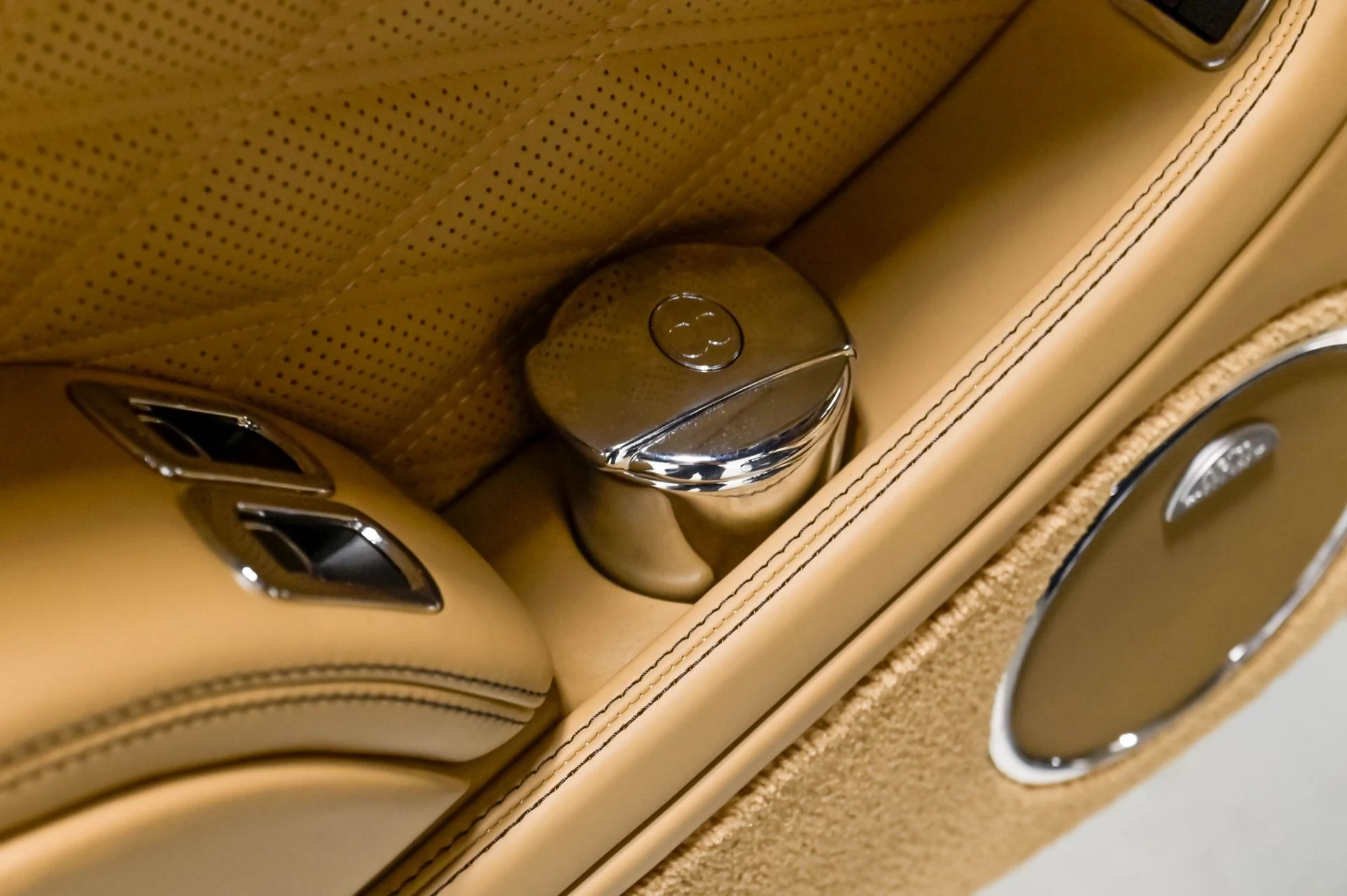 mph015_3449906035_Used_2017_Bentley_Mulsanne_1782570878_fc63522d94