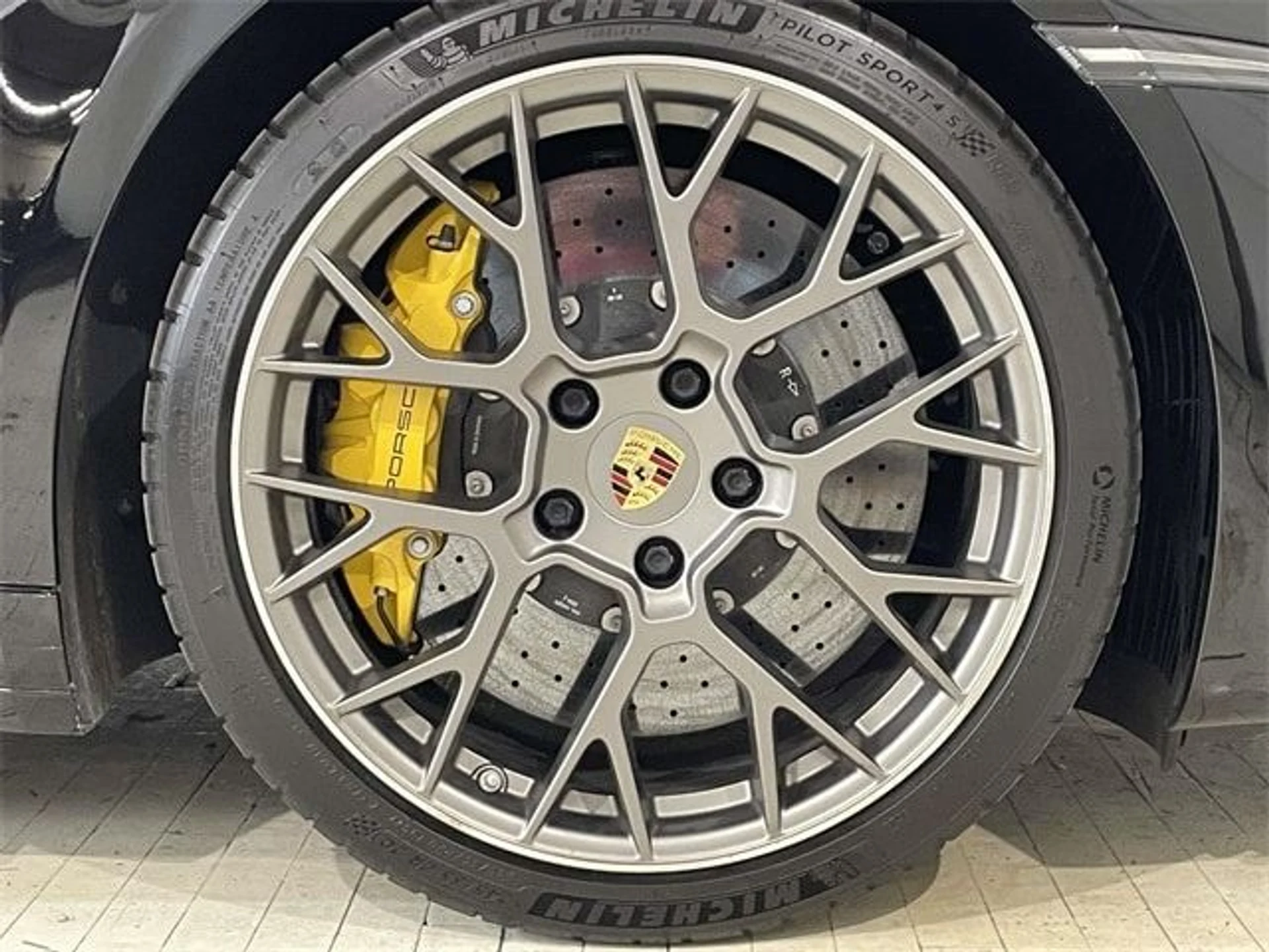 mph015_3466207092_6ebb3964d4a08f8ab19507cea48af977x_b0bf23974d