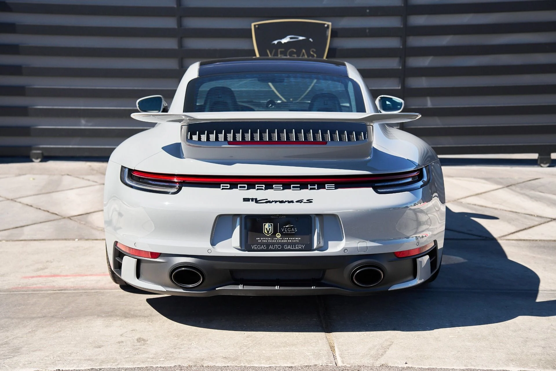mph015_3466360113_Used_2024_Porsche_911_Carrera_4_S_1759617572_bc45ced7e7
