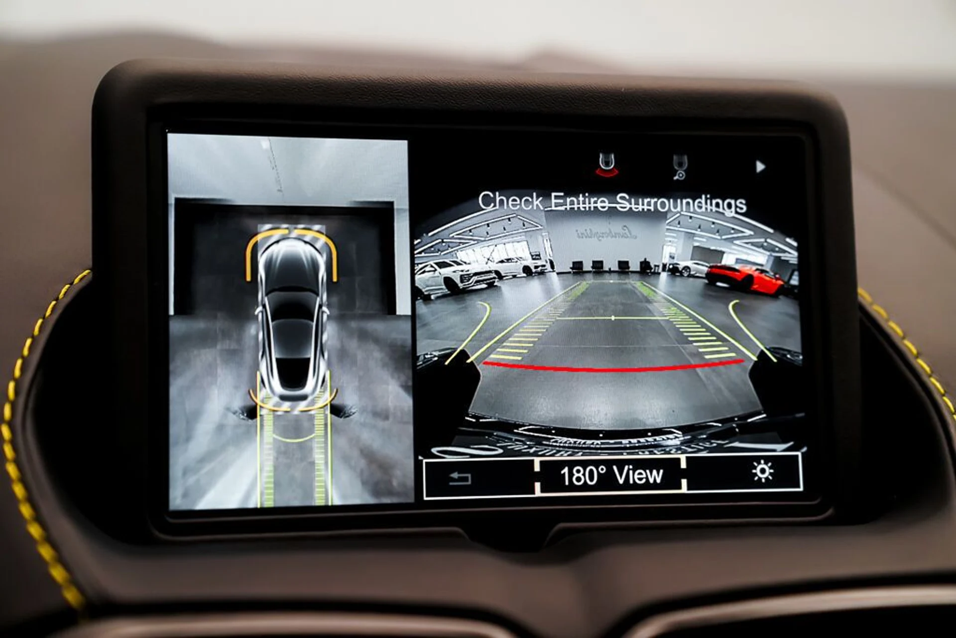 mph015_3466913062_aston_martin_vantage_2023_jpg_v_1773863537_e460cf4d8a