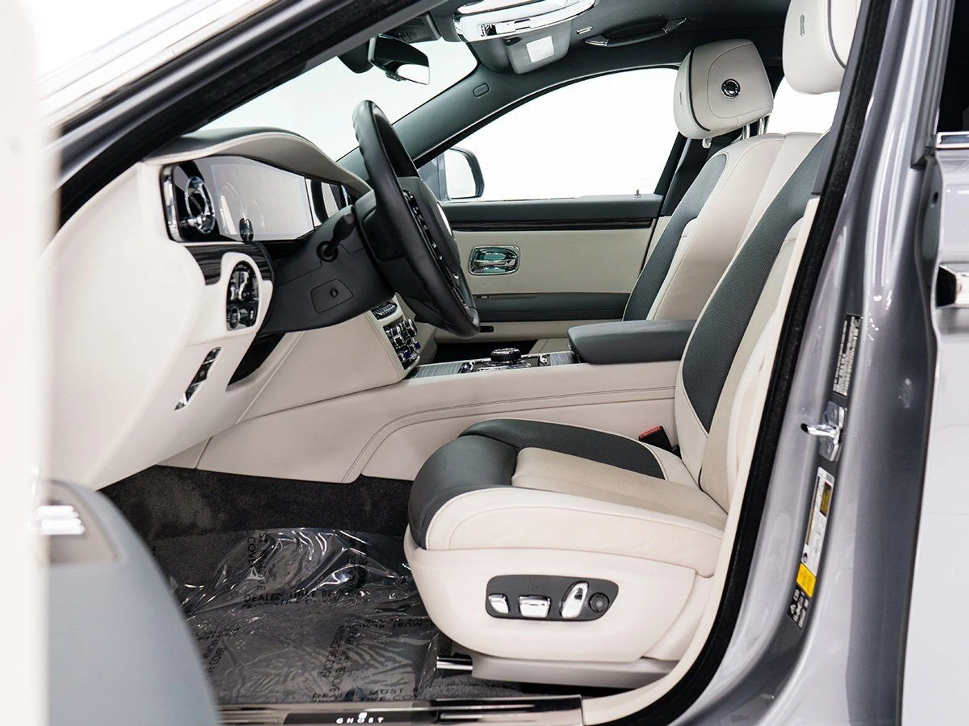 mph015_3467439691_04561c35f20f19c7ef530f8284224bcf_2b1d509f44