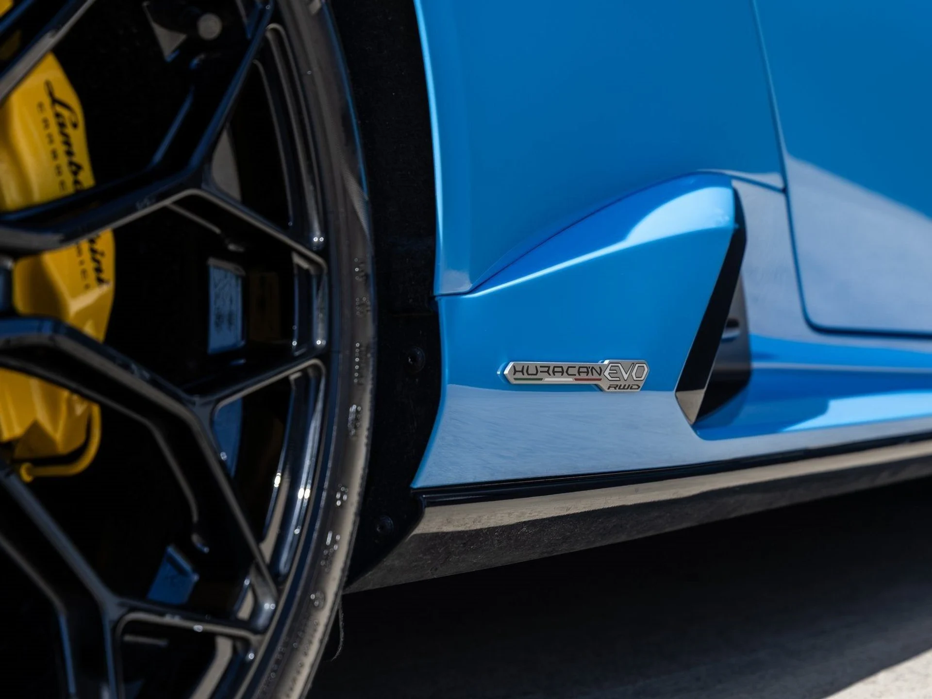 mph015_3475135538_16_6273e8ee5d