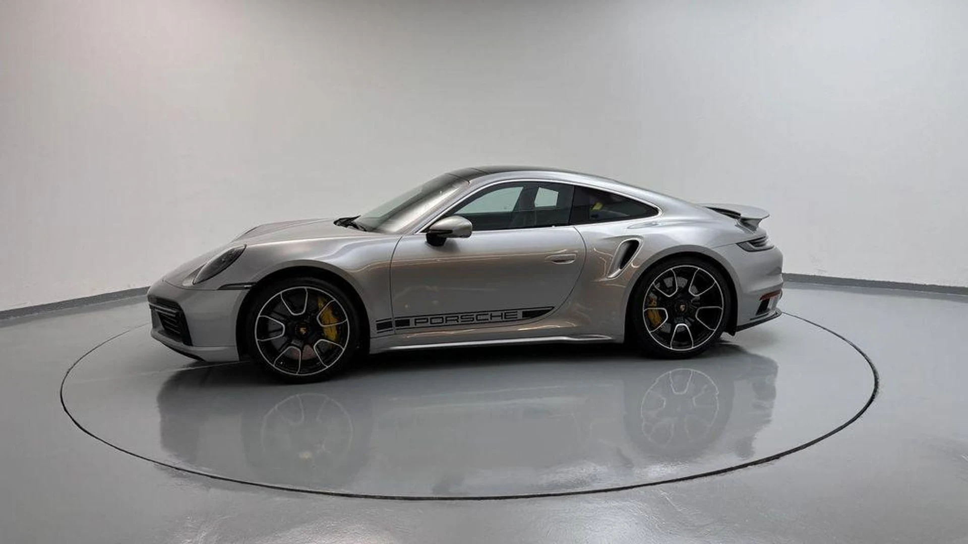 mph015_3480942455_a_Dp_W_Fub_Z4f8v6_K_up_Nr2_G8_R_Ms2_E_48e430f789