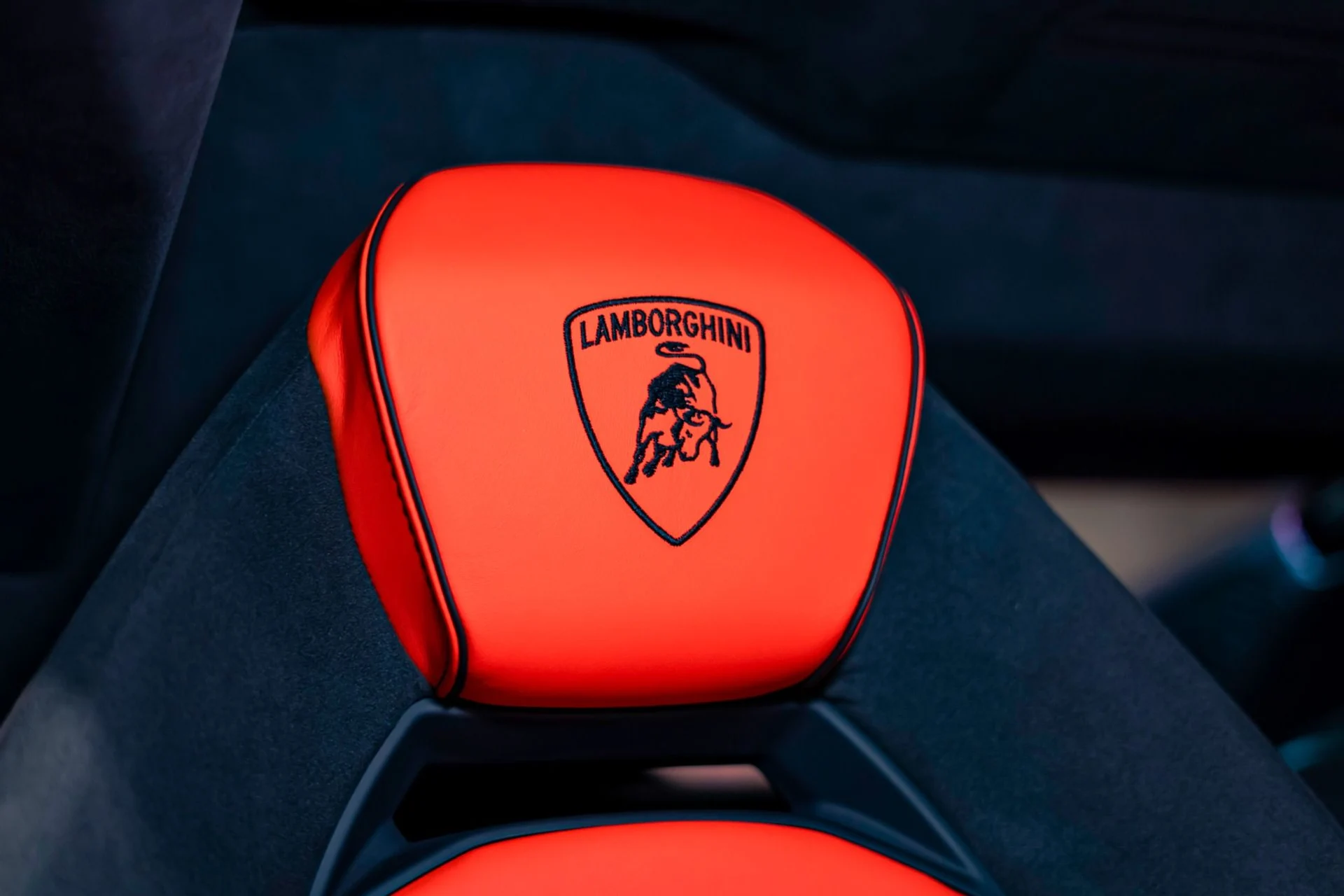 mph015_348729975_Used_2025_Lamborghini_Revuelto_836_MSRP_Full_Body_PPF_Carbon_Roof_1780087440_02e1e2f9bf