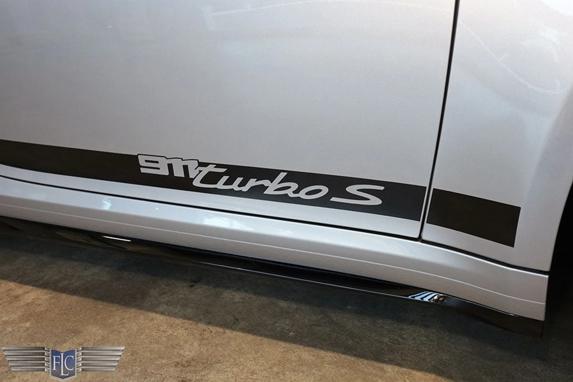 mph015_3493788386_used_2024_porsche_911_turboscabriolet_9689_22937048_16_1024_342e70b80f