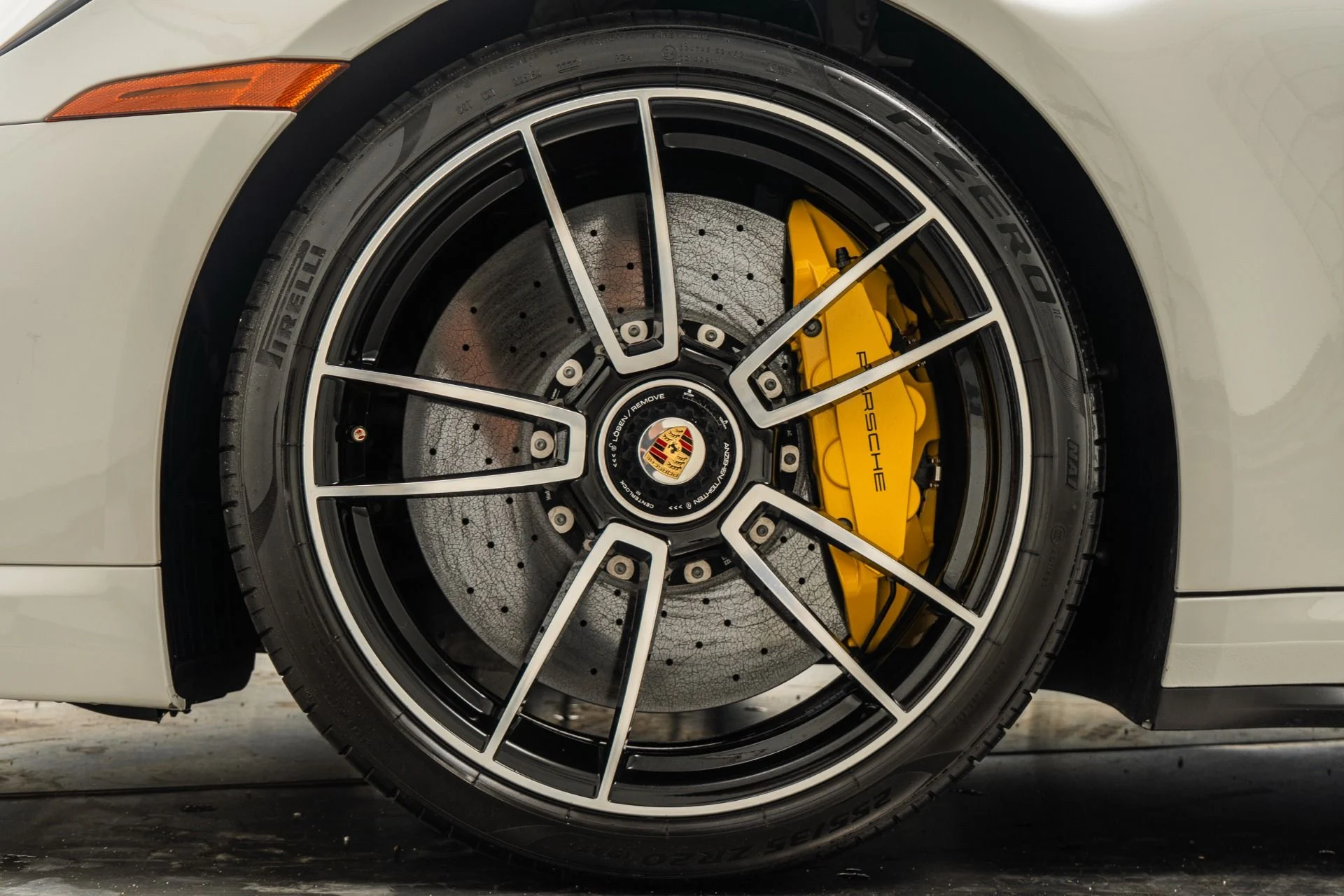 mph015_3495955482_Used_2023_Porsche_911_Turbo_S_Cabriolet_1759781880_3d8bb049f0