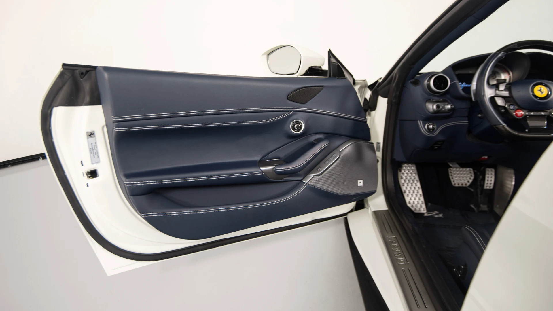 mph015_3497350612_216ff776ae0c4e1d90722fe745a4951e_1c164aad5a