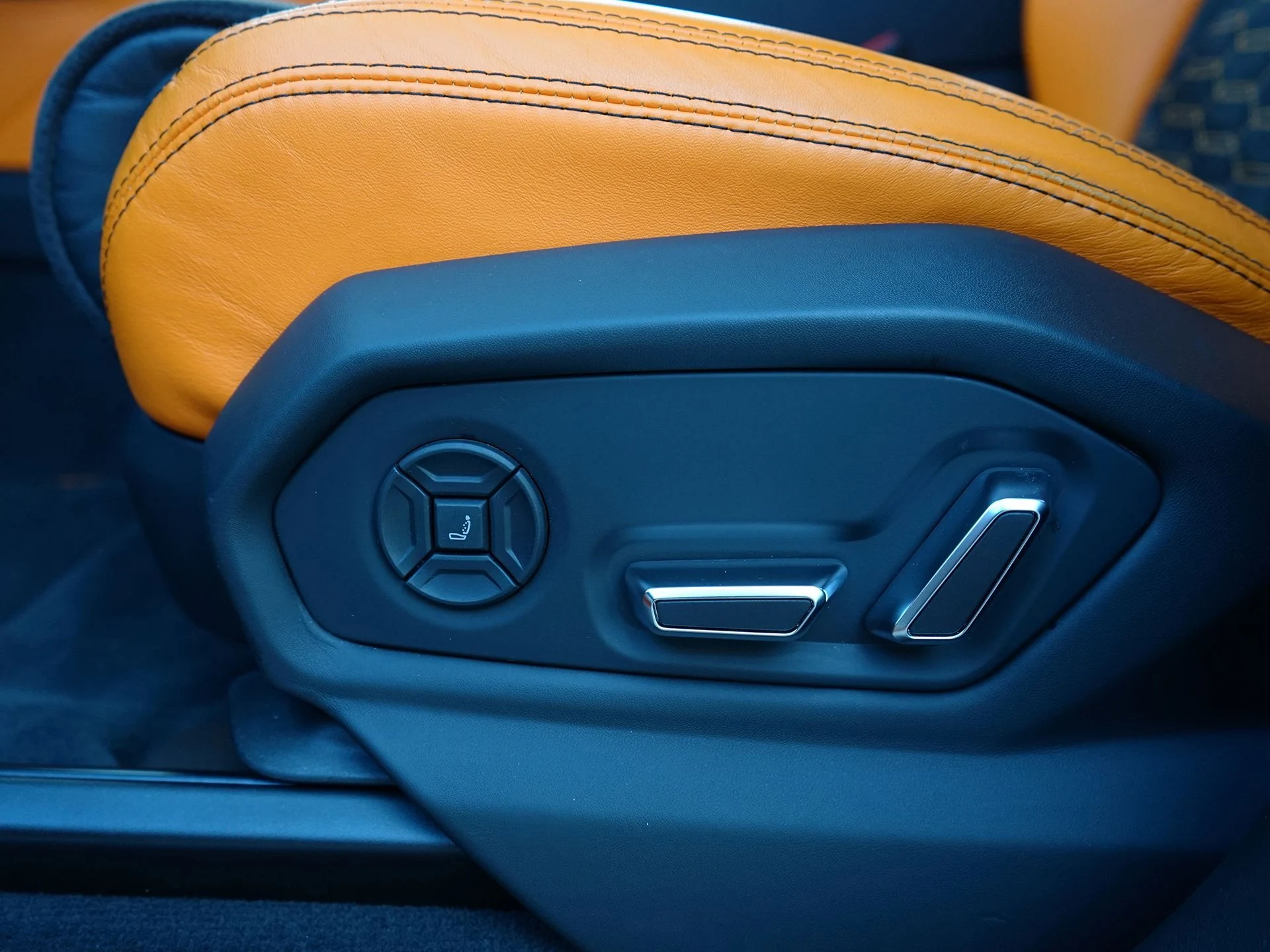 mph015_3512811787_87aeb0995aa26591876e822c73c3a8c0x_0f8a707971