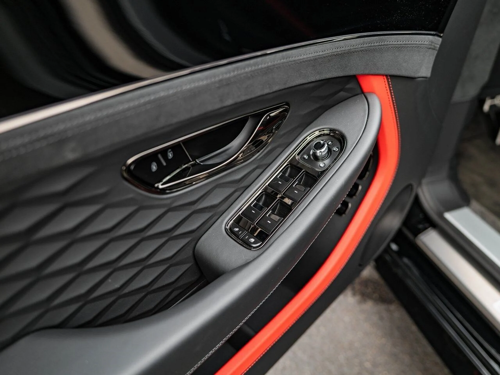 mph015_3512871871_20739222ca2f02eda54d403b902445d3x_eab971da9c