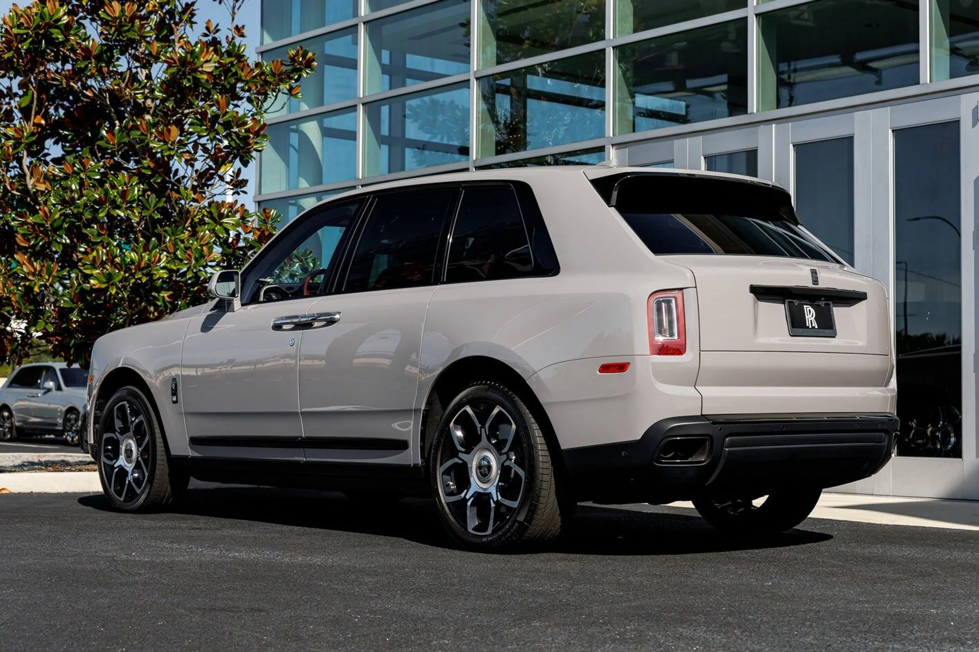 mph015_3518500607_4fdab5193b7082b7f7975bef69e2d01ax_275bdd2b81