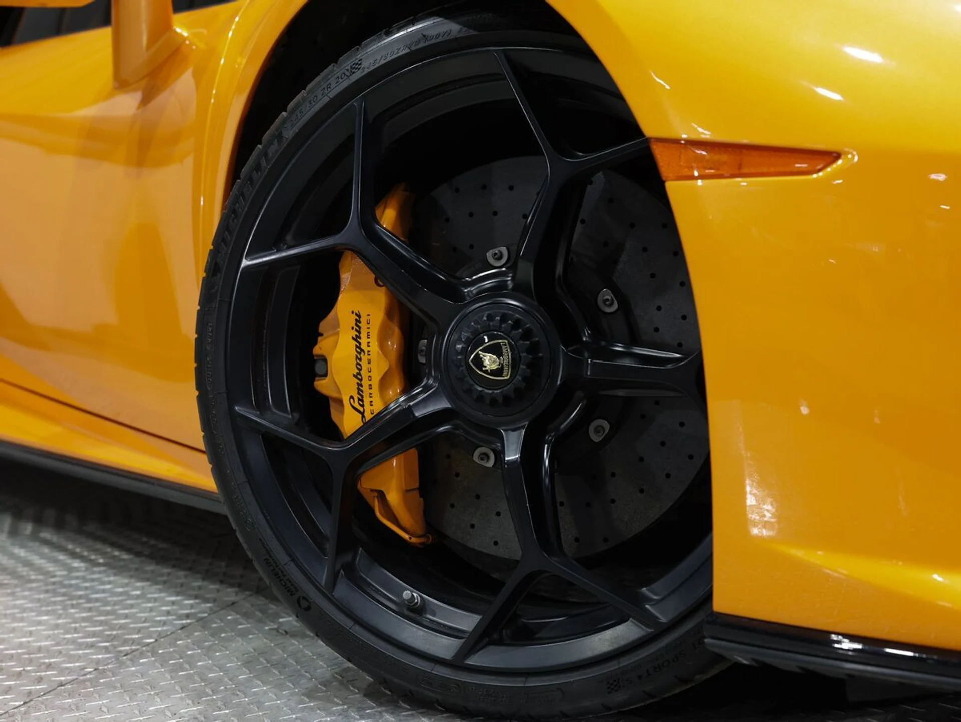 mph015_3519526273_up32yf99pr9x81du9yji4ngi535w_8249b390eb