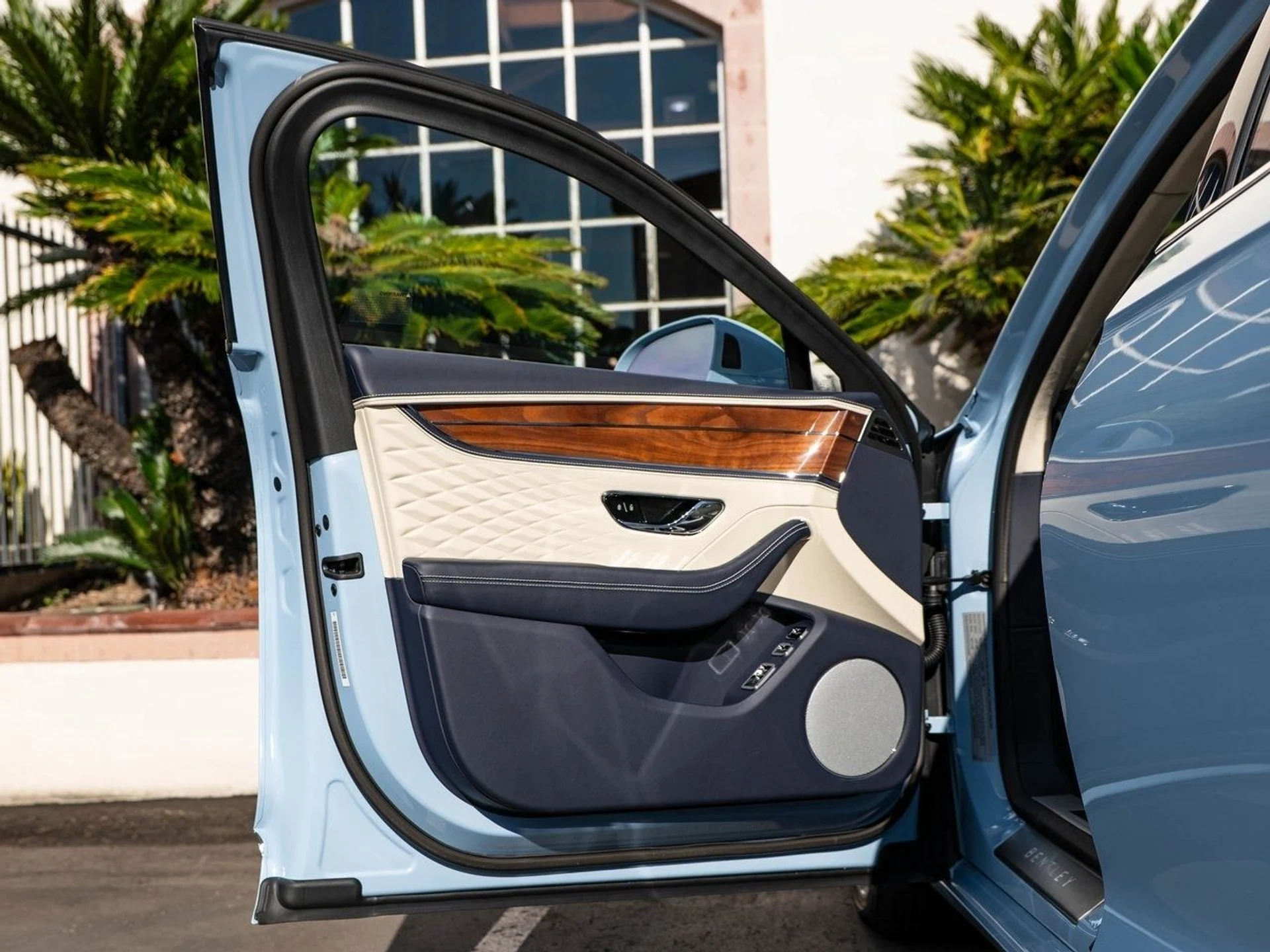 mph015_3520852809_660319900196ca728339e3309040b9b4x_87b4257361