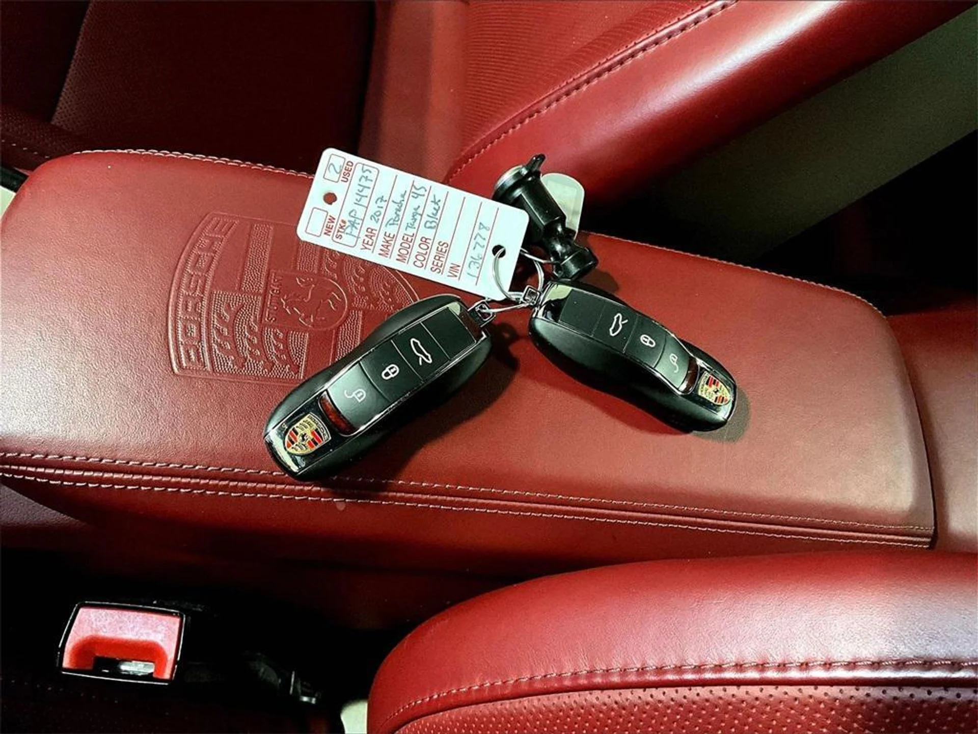 mph015_3524661561_g_T_Vw_F6_RH_9_Ba_P_Jz_UJTKXF_7z_Cni_A_8e9ca82c2f