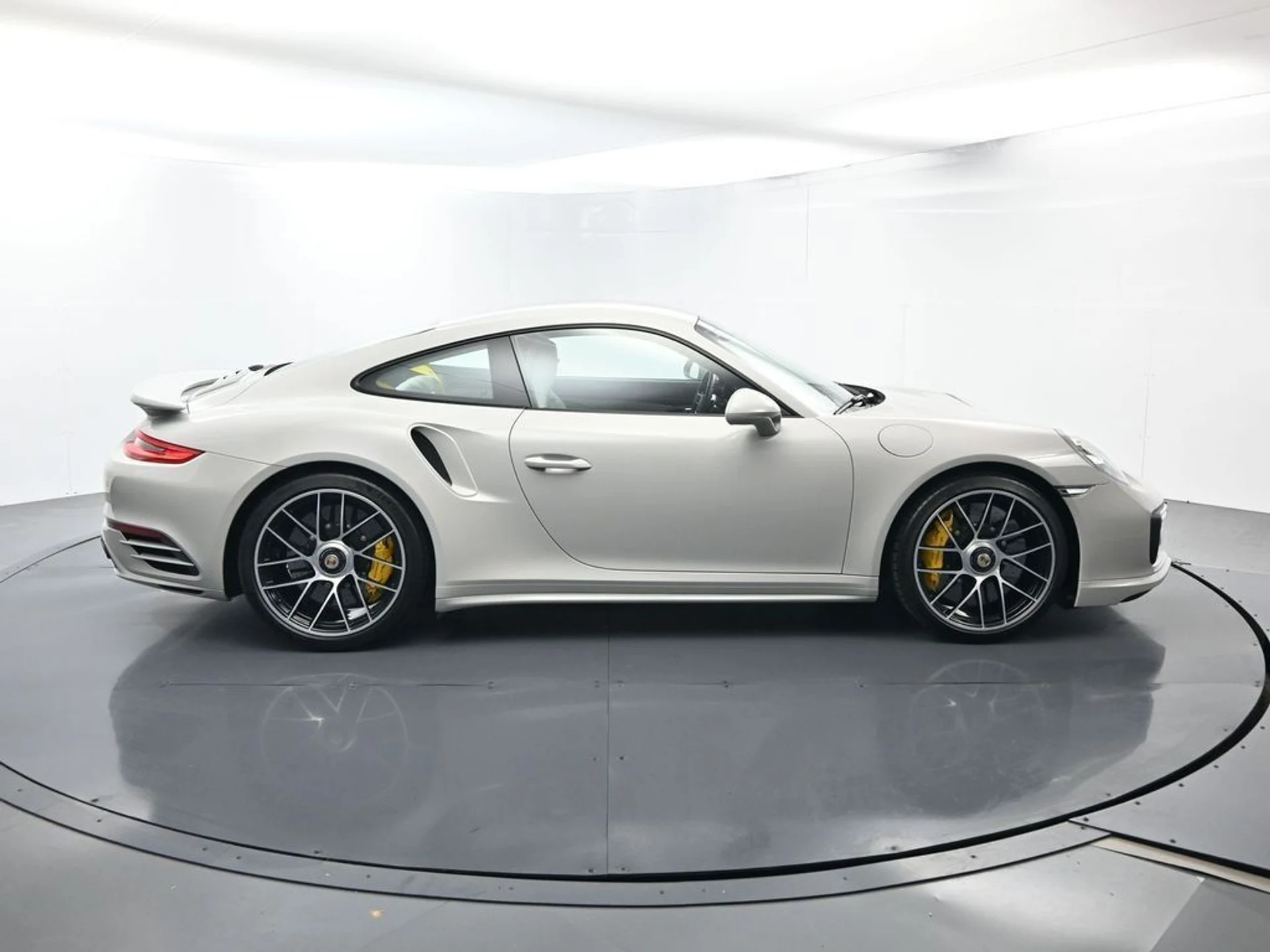 mph015_3525035632_57f0b68bb959c9d0df3a78a6c1db9f0e_48d3359d2c