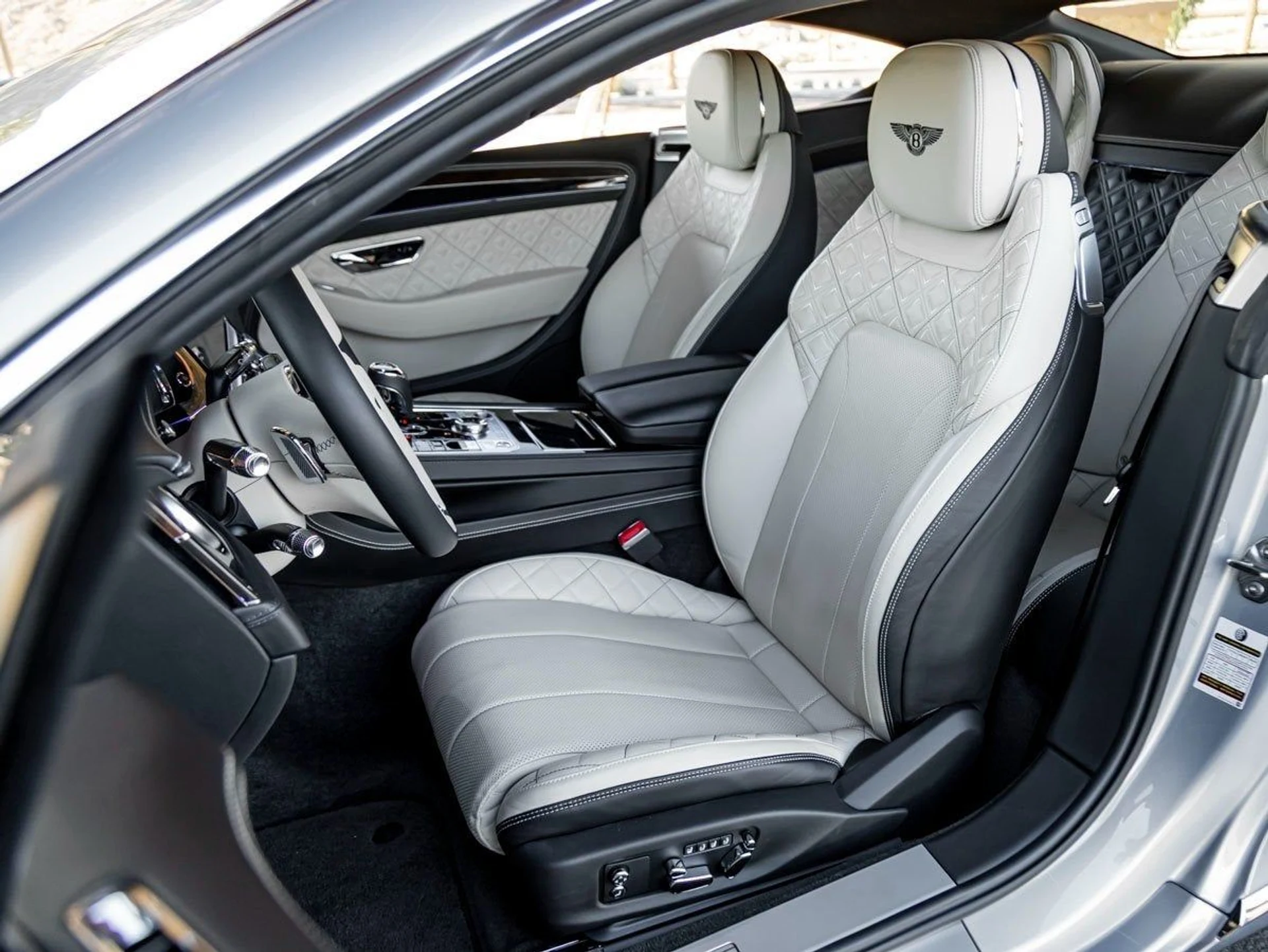 mph015_3528361703_16_6e7afa3c96