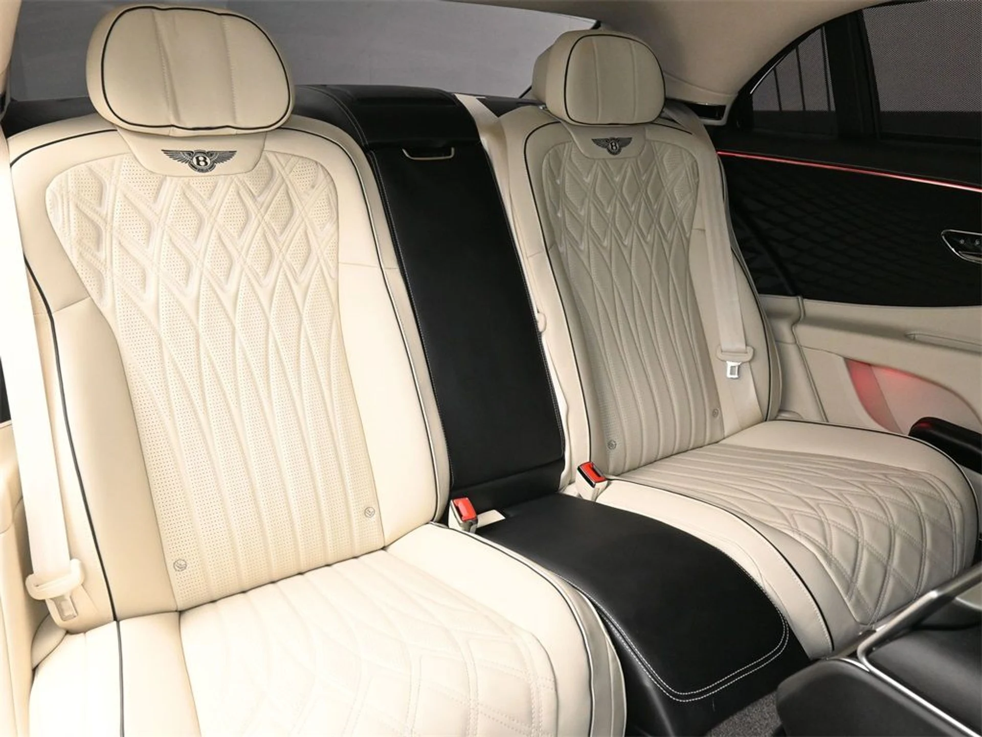 mph015_3533421541_e4e5c56d6b5a5e93479ab7173c39222ex_f344cde846