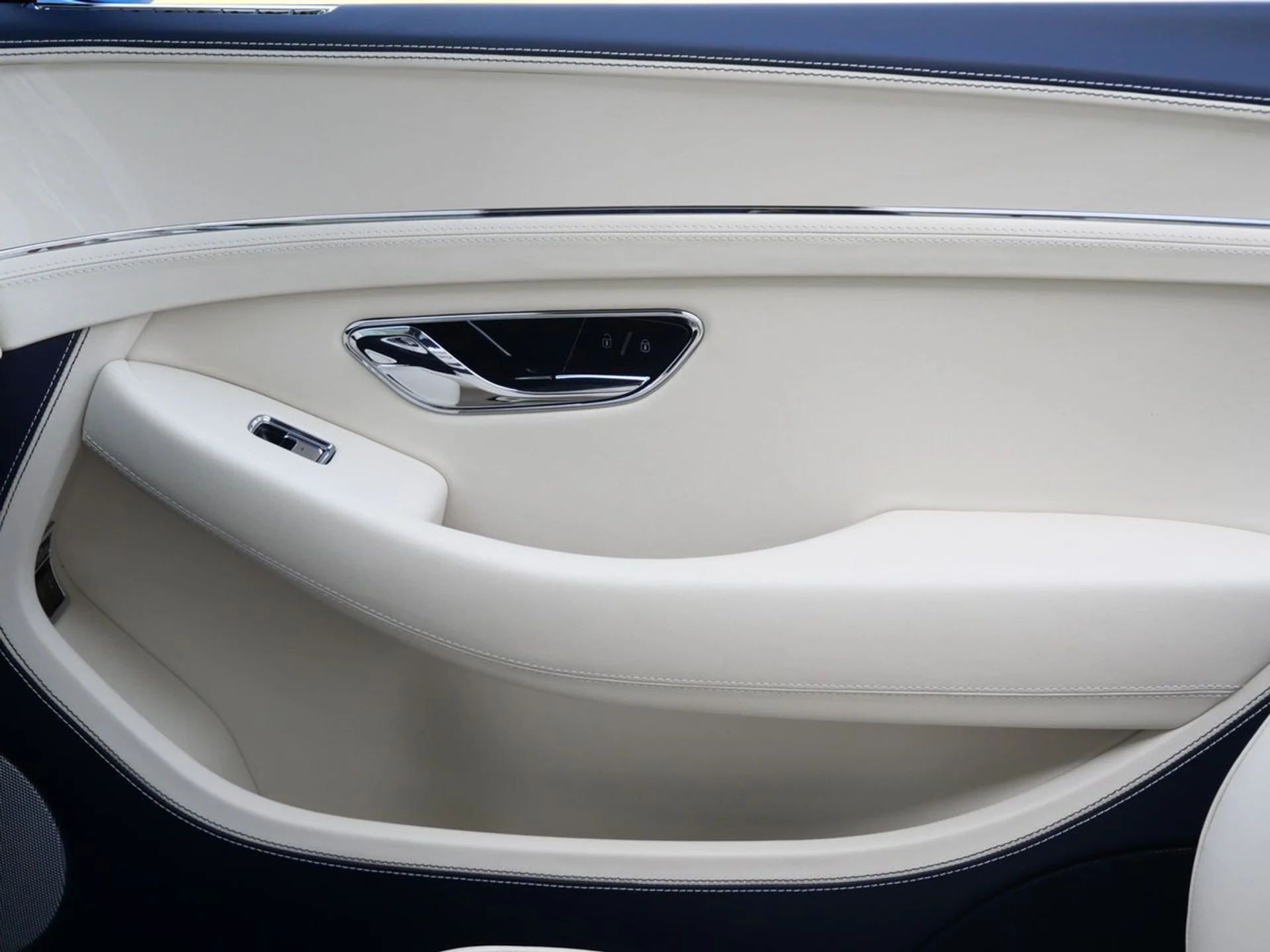 mph015_3539283341_1af20faca515a5ef83642ef25d9a6806x_94cb1aa8ee