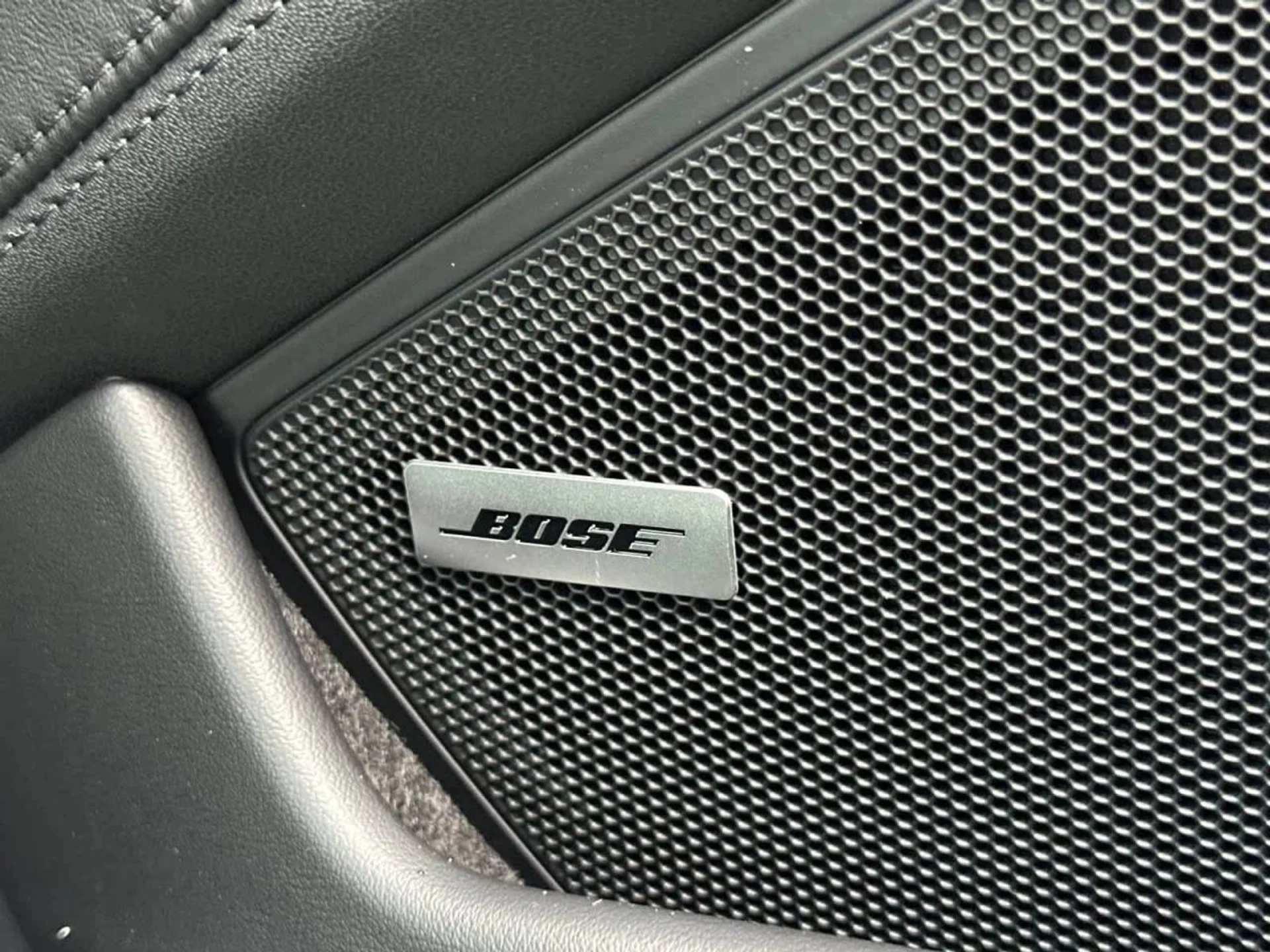 mph015_3542892443_16_49fa9e1dea