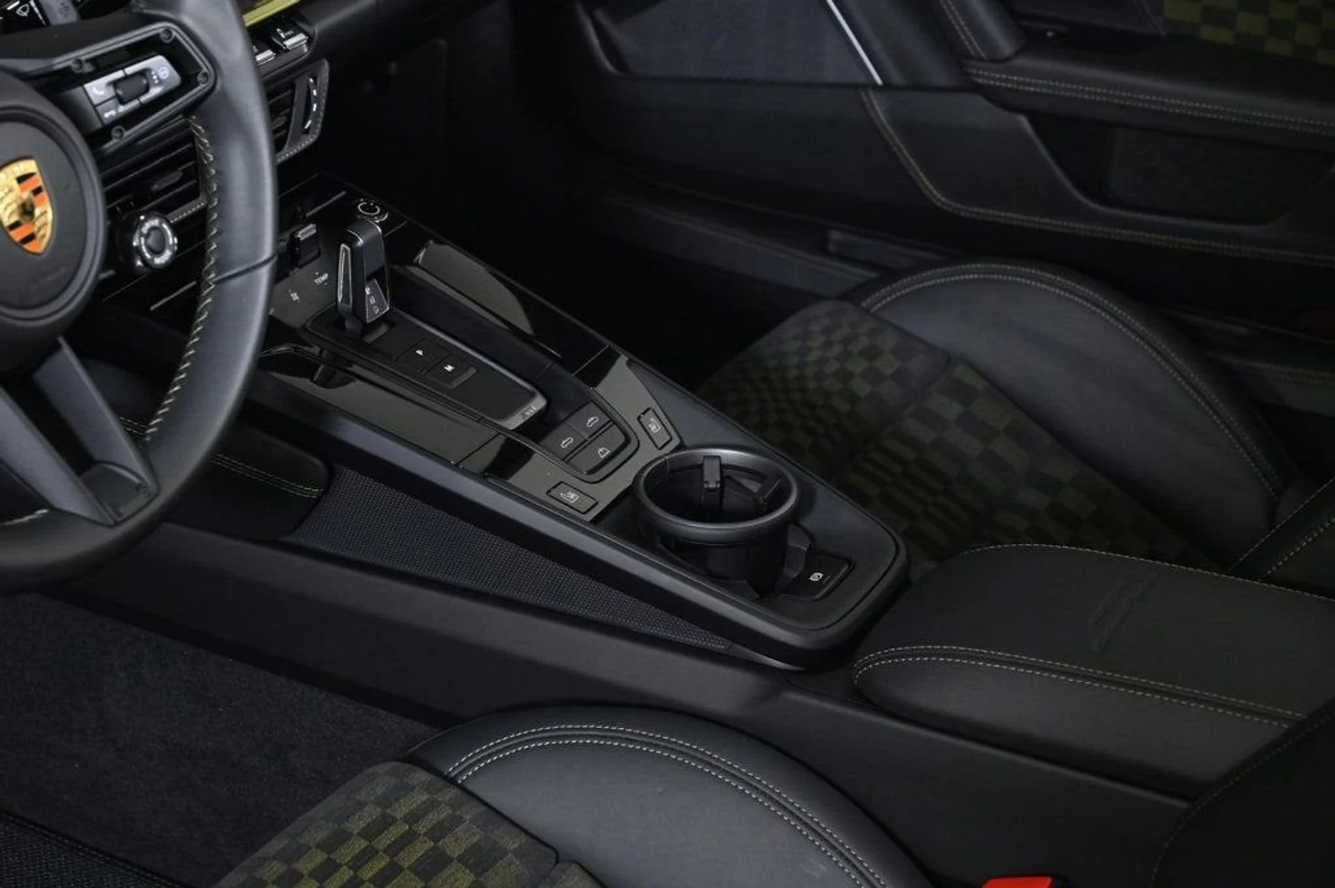 mph015_3544291669_b21348a9472a49ae90dfe358b9029d74_e5bdc73009