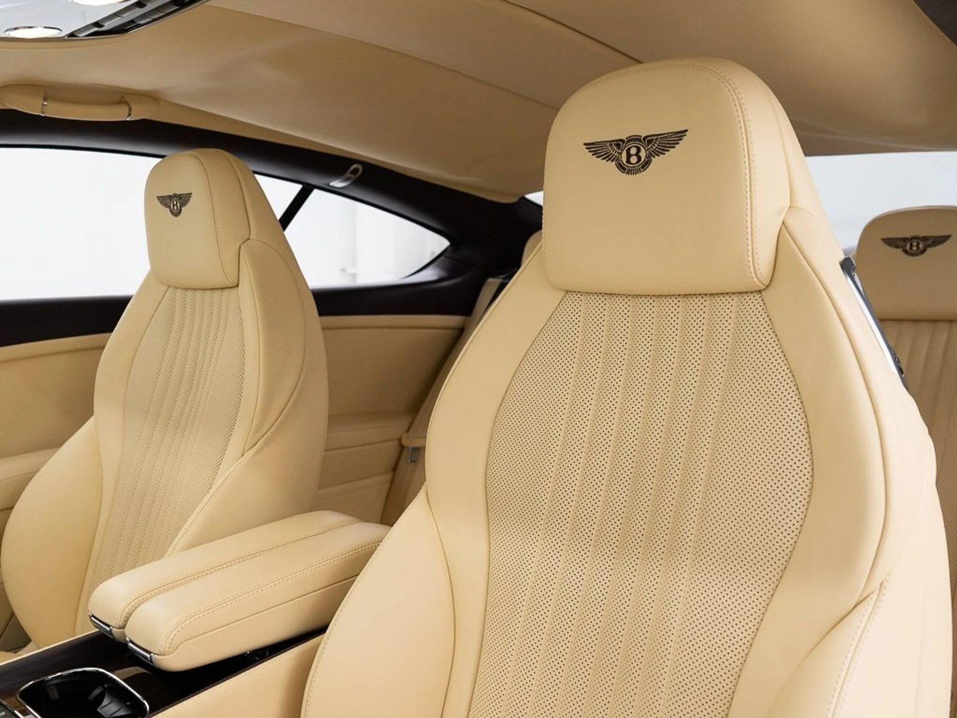 mph015_3545823879_1ccb91ad7e64ebb52541f3b1b7c7a0ad_2c166f2a38