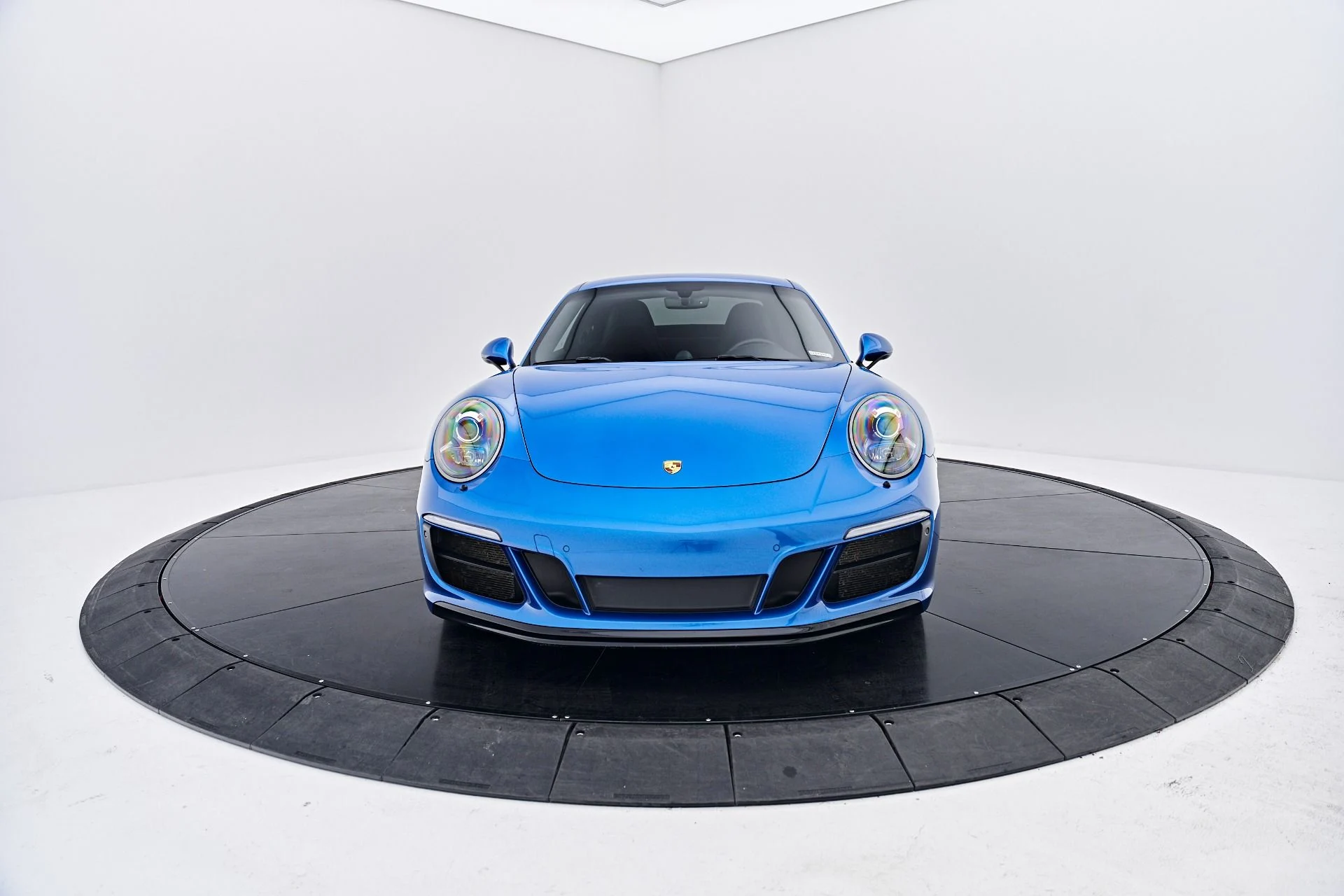 mph015_3546514866_Used_2017_Porsche_911_Carrera_GTS_1791853973_ad8af0f6dc