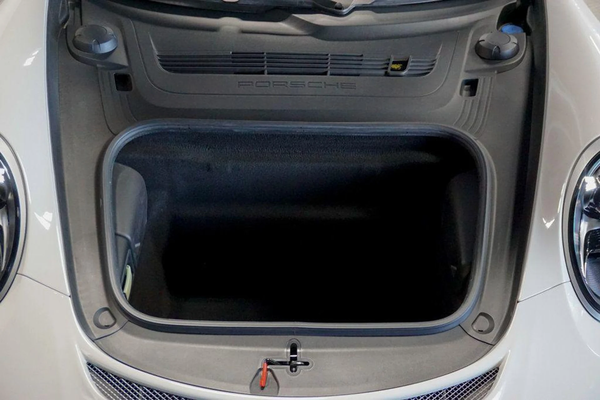 mph015_3550035934_l_Rbi4l58_E36ej_P_Qvw_JI_Ac_H_Uz_T8_ea960b2771