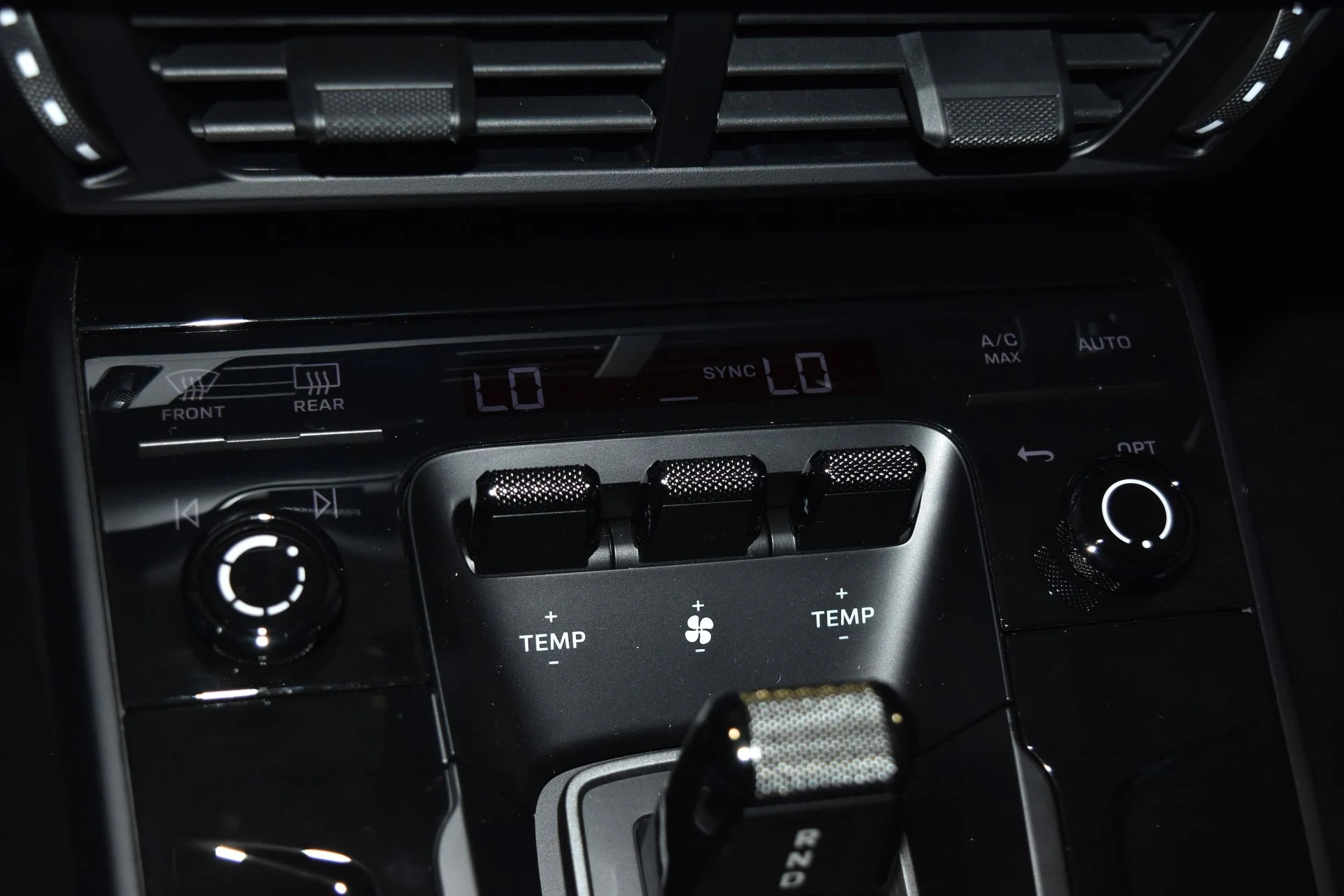 mph015_3573251319_d8b6b611529b485c636122f235b83cf7x_ba9d9f329e