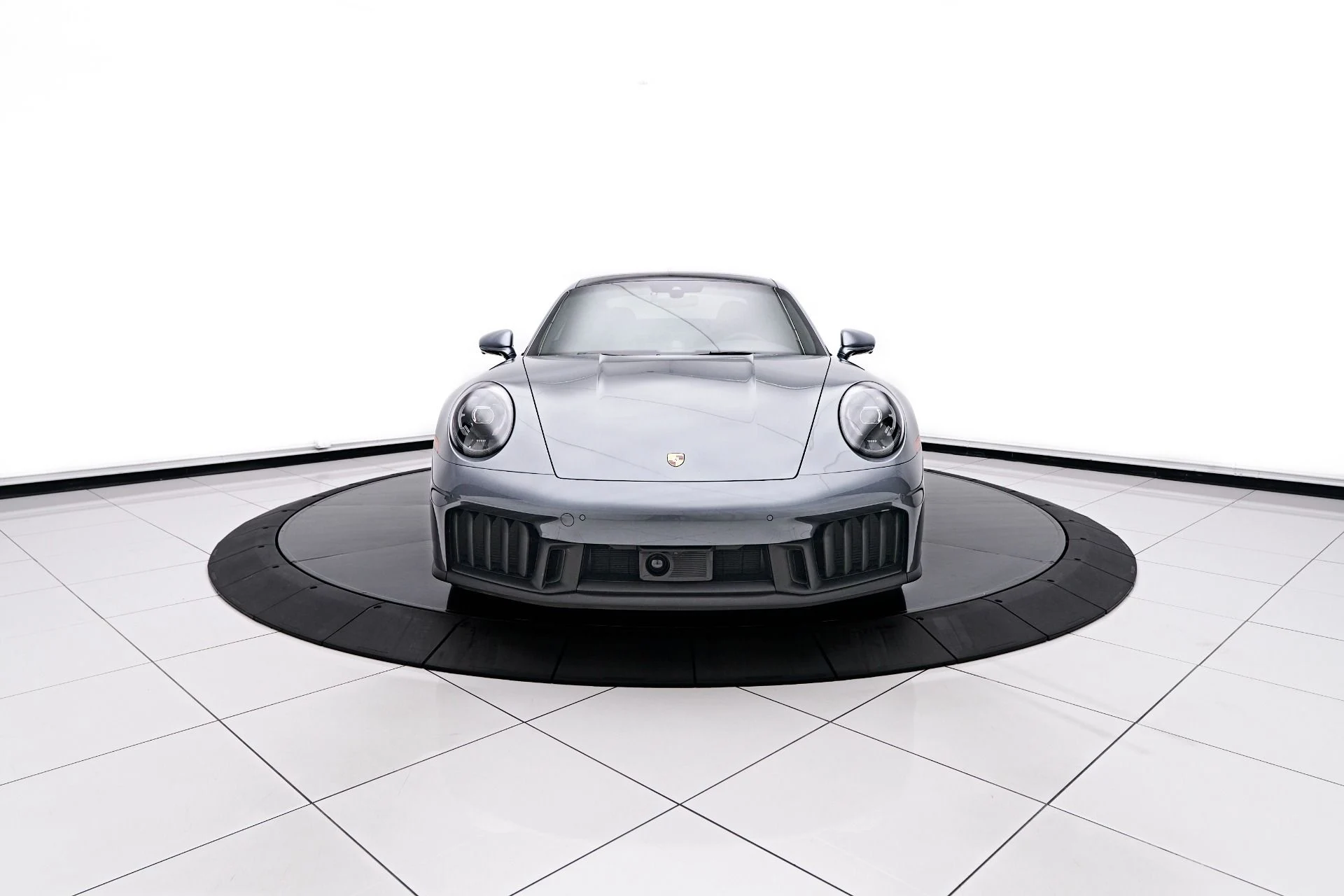 mph015_3577017994_Used_2025_Porsche_911_Carrera_4_GTS_1755103628_0a70b887d0