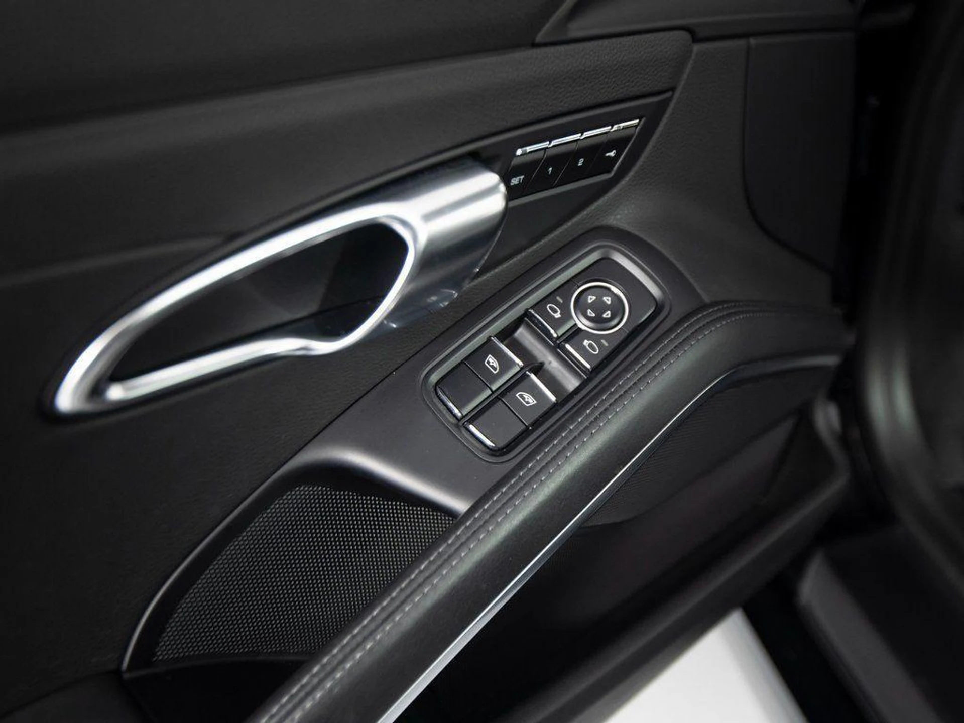 mph015_3578676279_Fljdslzevkonm1c_XC_1_ED_As_Dm_Nw_7c3be13da9