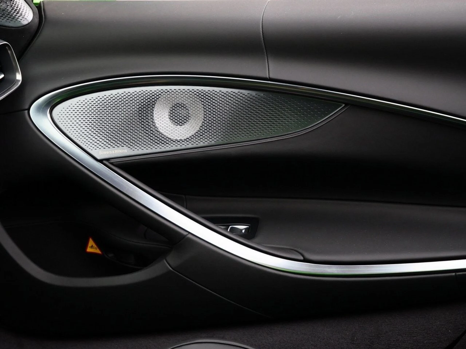 mph015_3579069841_927eb63113dad4cb4b5e87de76f24cdax_3835895634