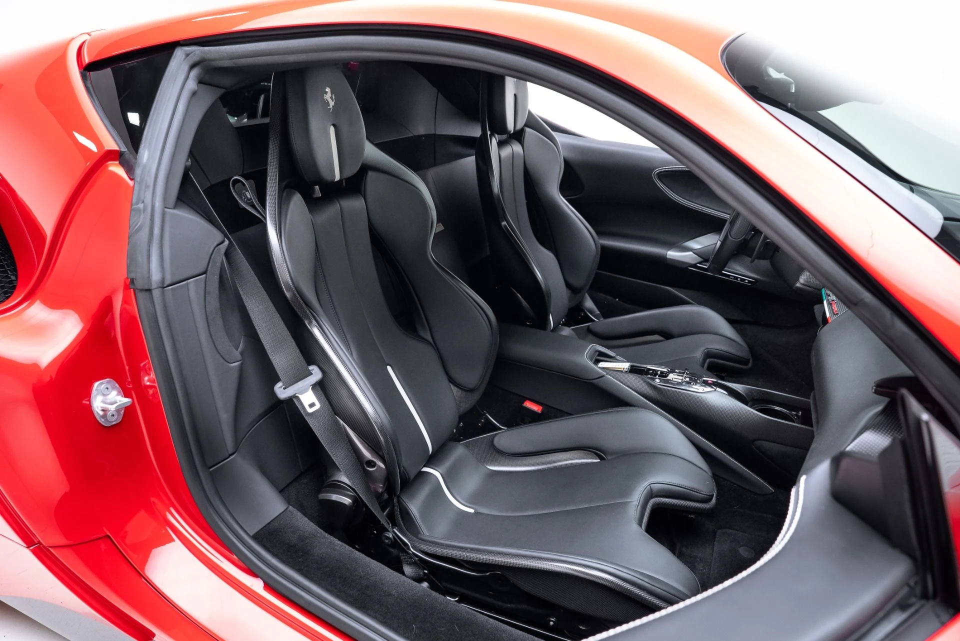 mph015_3581422199_Used_2024_Ferrari_SF_90_Stradale_1774546158_5e1047c78f