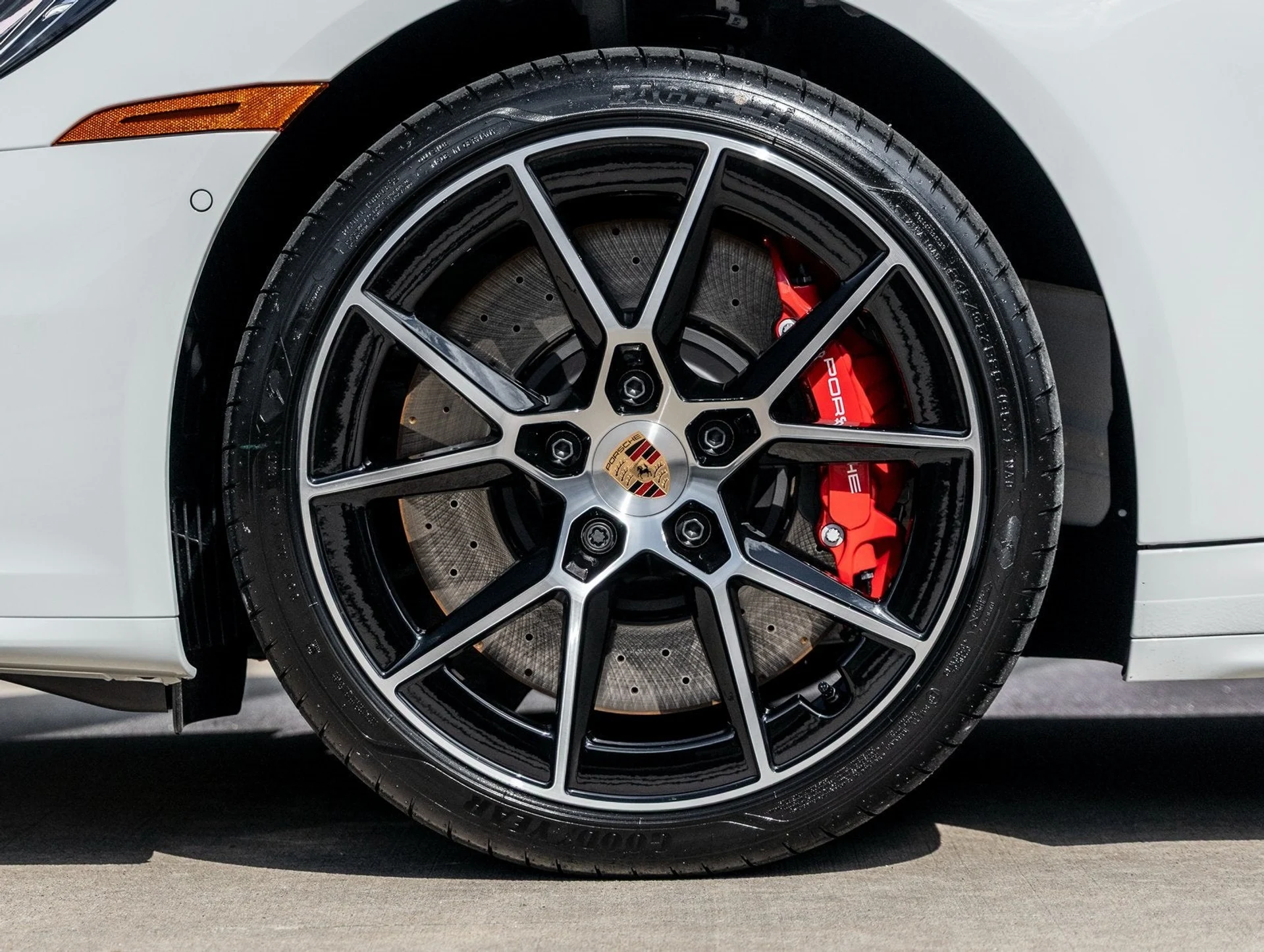 mph015_3593495027_16_5827f061d6