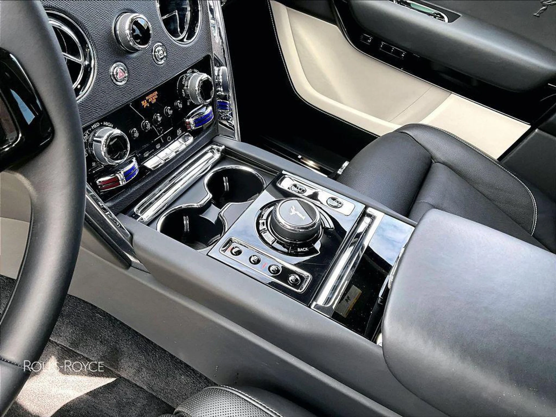 mph015_3600442550_Sf0_Yrnxw_Hue_Ybtack_L0_Vh_OJ_91_Go_644f47a741