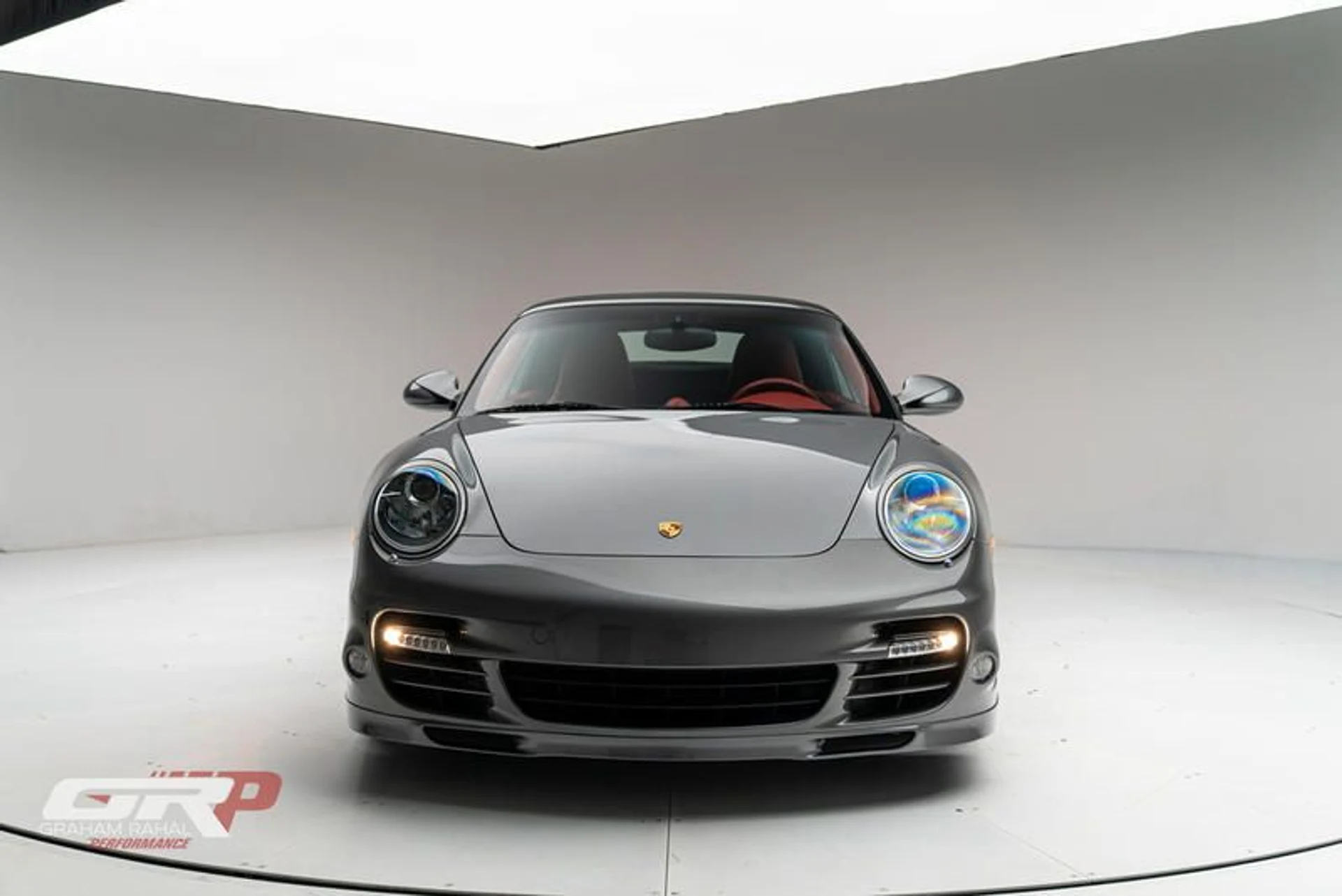 mph015_3607844366_DE_0_E70_CB_A184_4_F38_AD_70_F31_AB_50_E4_E25_5df9c8356d