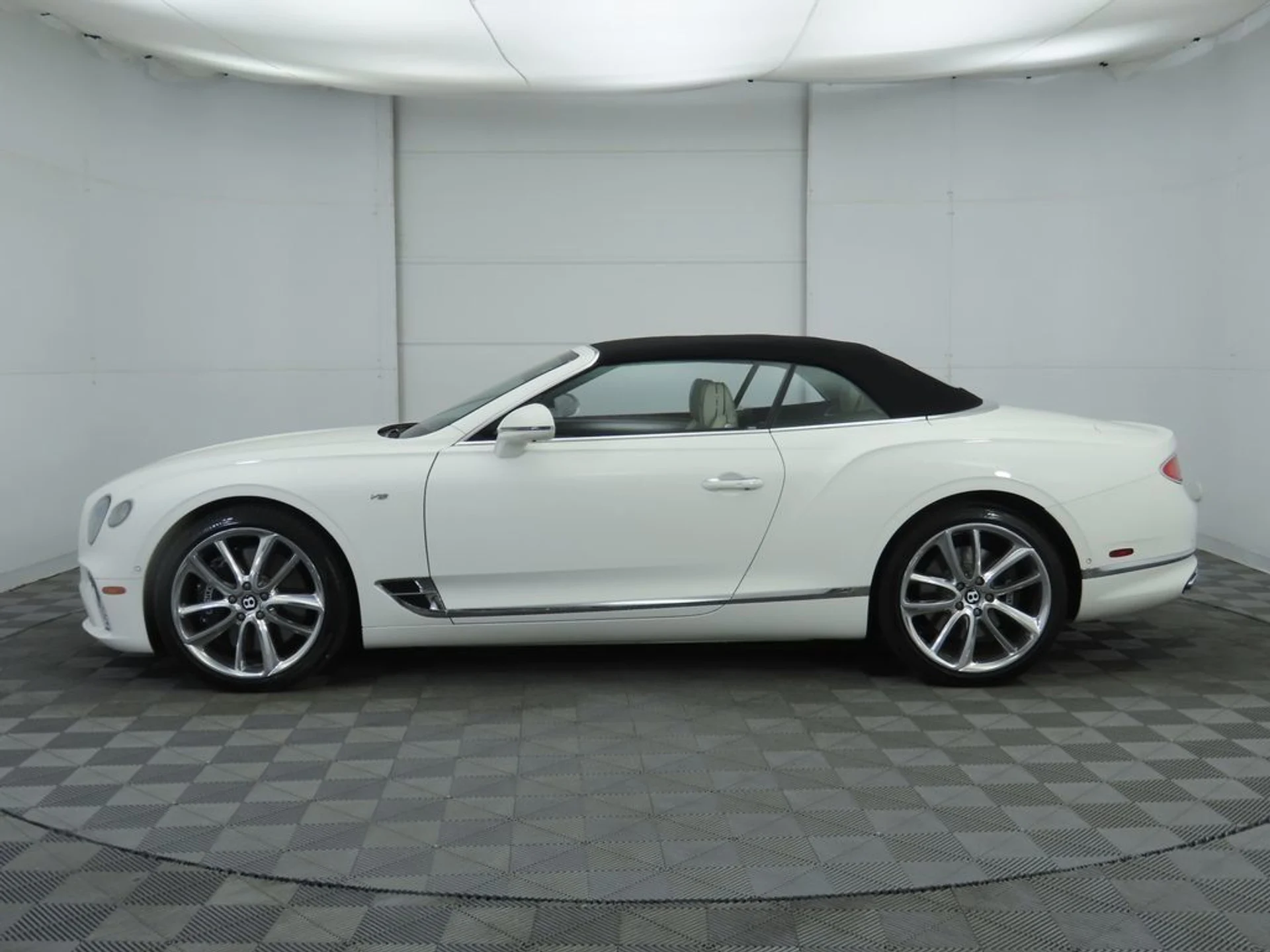 mph015_3614064469_used_2022_bentley_continental_gtmullinerconvertible_8119_22908065_16_1024_c3ed1ac33d