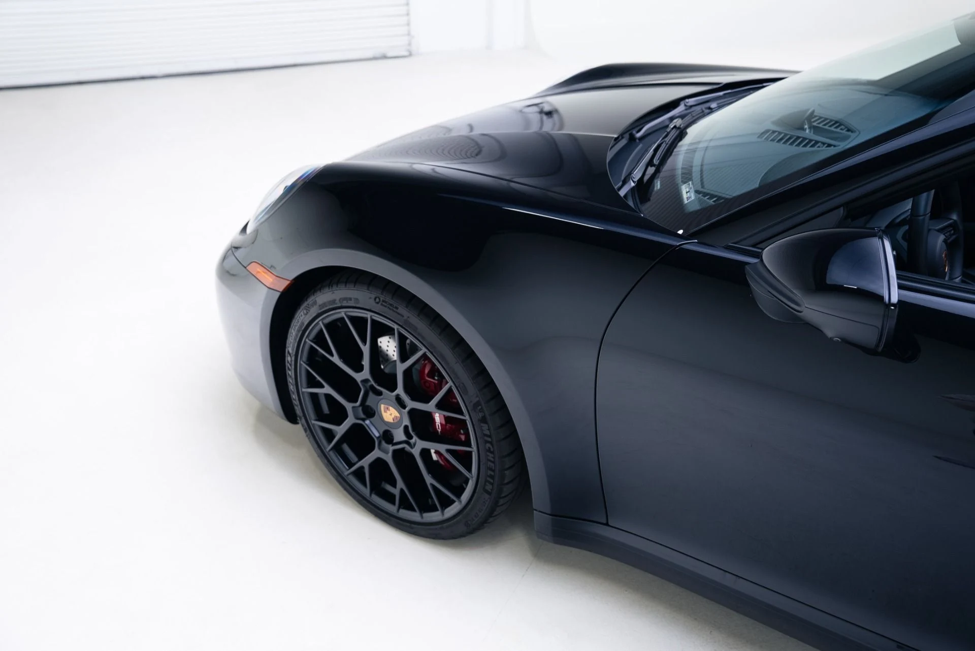 mph015_3623506839_Used_2024_Porsche_911_Targa_4_1767819156_b65c6b82b5