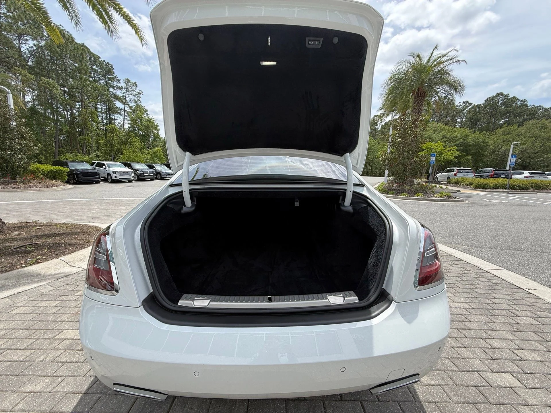 mph015_3624253220_74f62e303cf5488880af4ac5a44c4aae_ede317e7b1