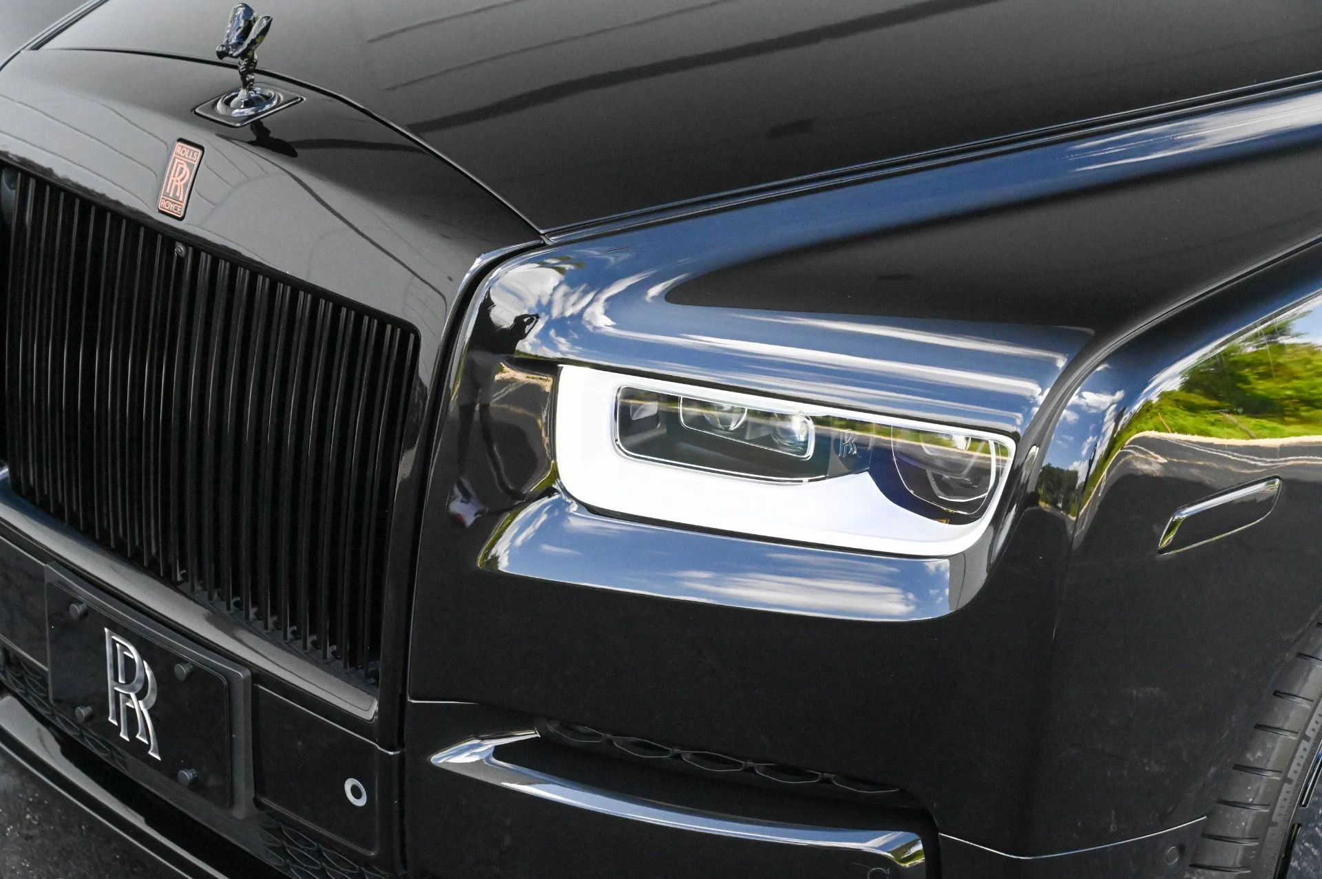 mph015_3625403064_Used_2018_Rolls_Royce_Phantom_1746547273_099a404518
