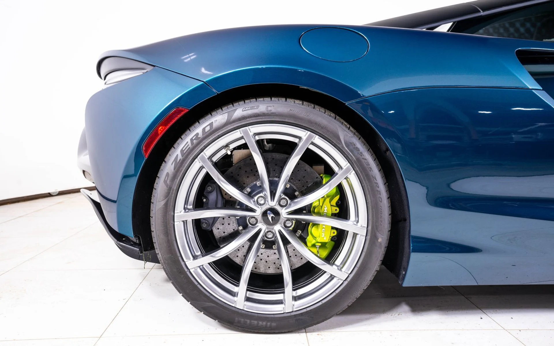 mph015_3628305601_15771d18afbb3d2a9d2751c59d33c321x_671753b486