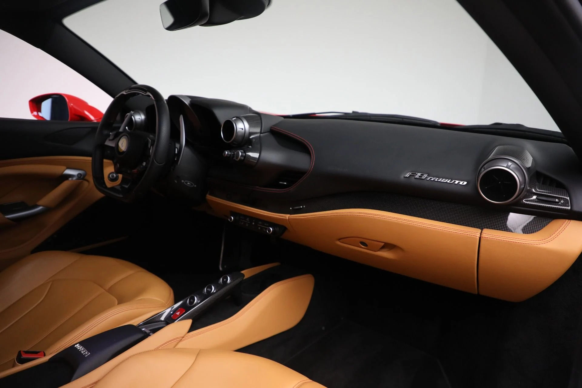 mph015_3631063144_Used_2020_Ferrari_F8_Tributo_1762634390_9c6afddd71